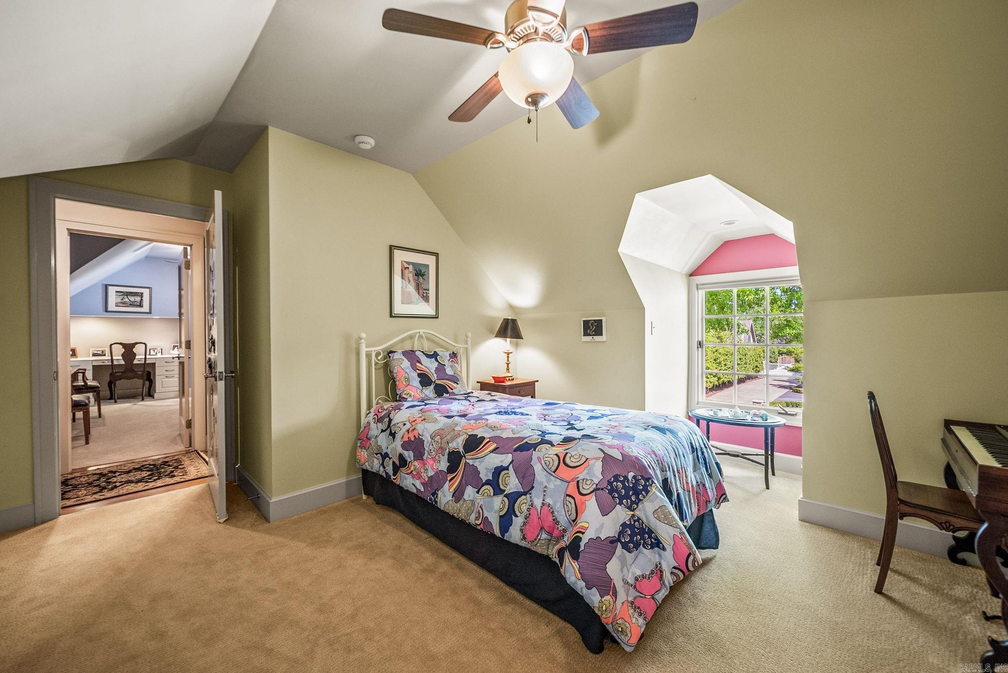 NEWTONS - Residential