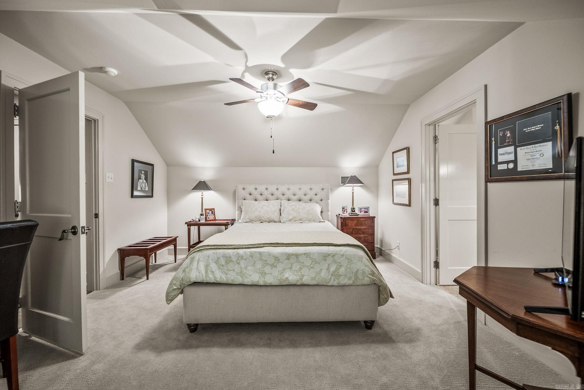 NEWTONS - Residential
