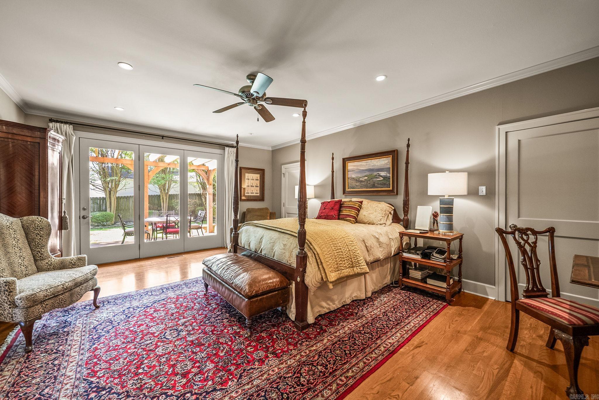 NEWTONS - Residential