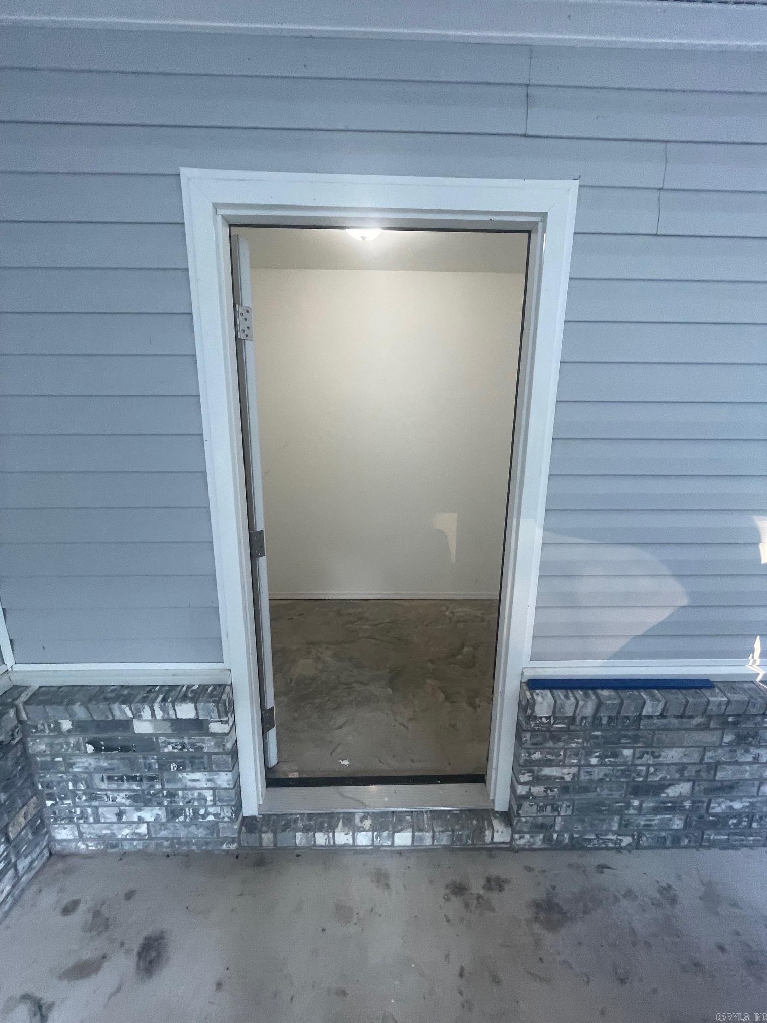 nil - Residential Lease