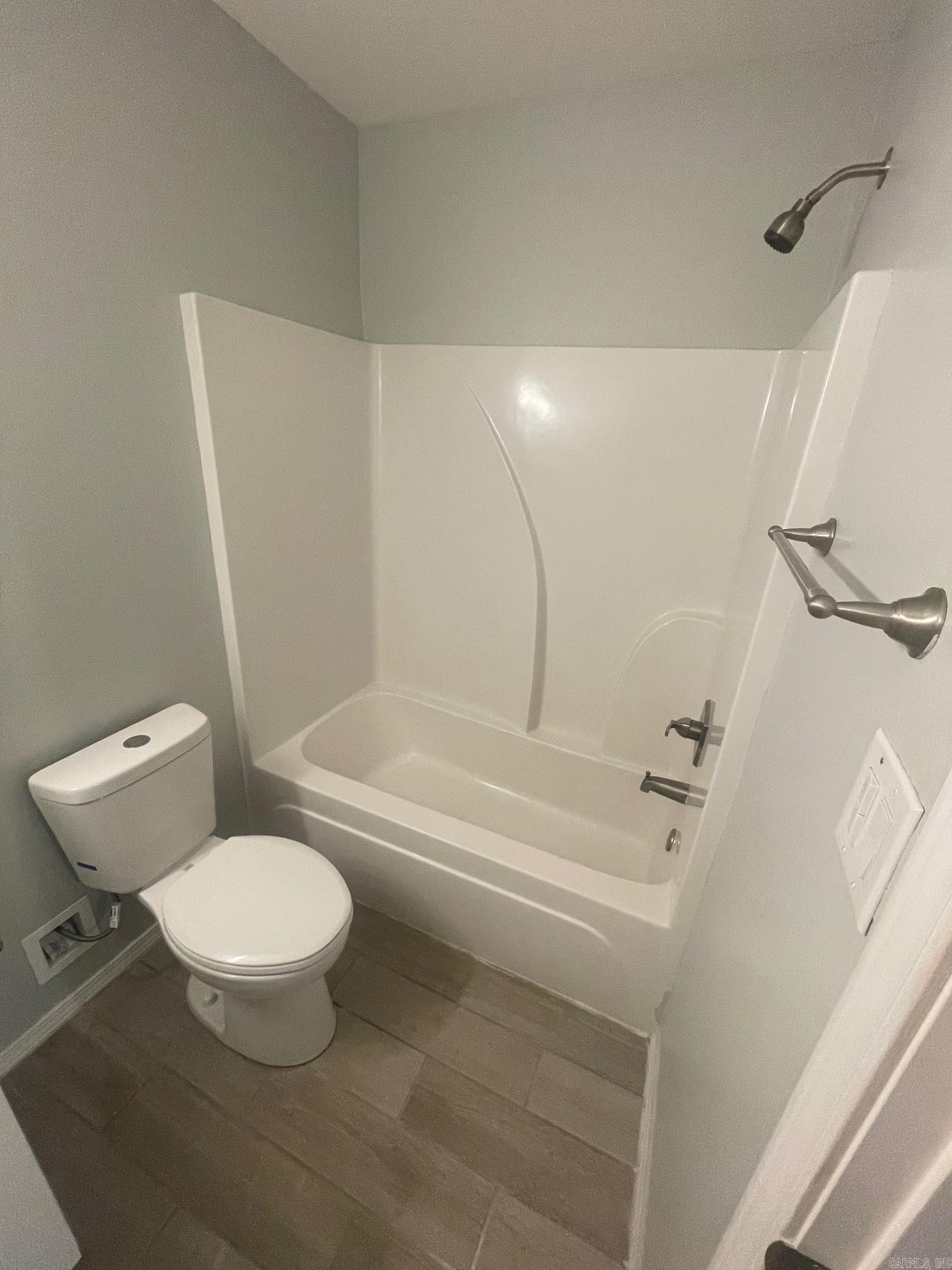 nil - Residential Lease