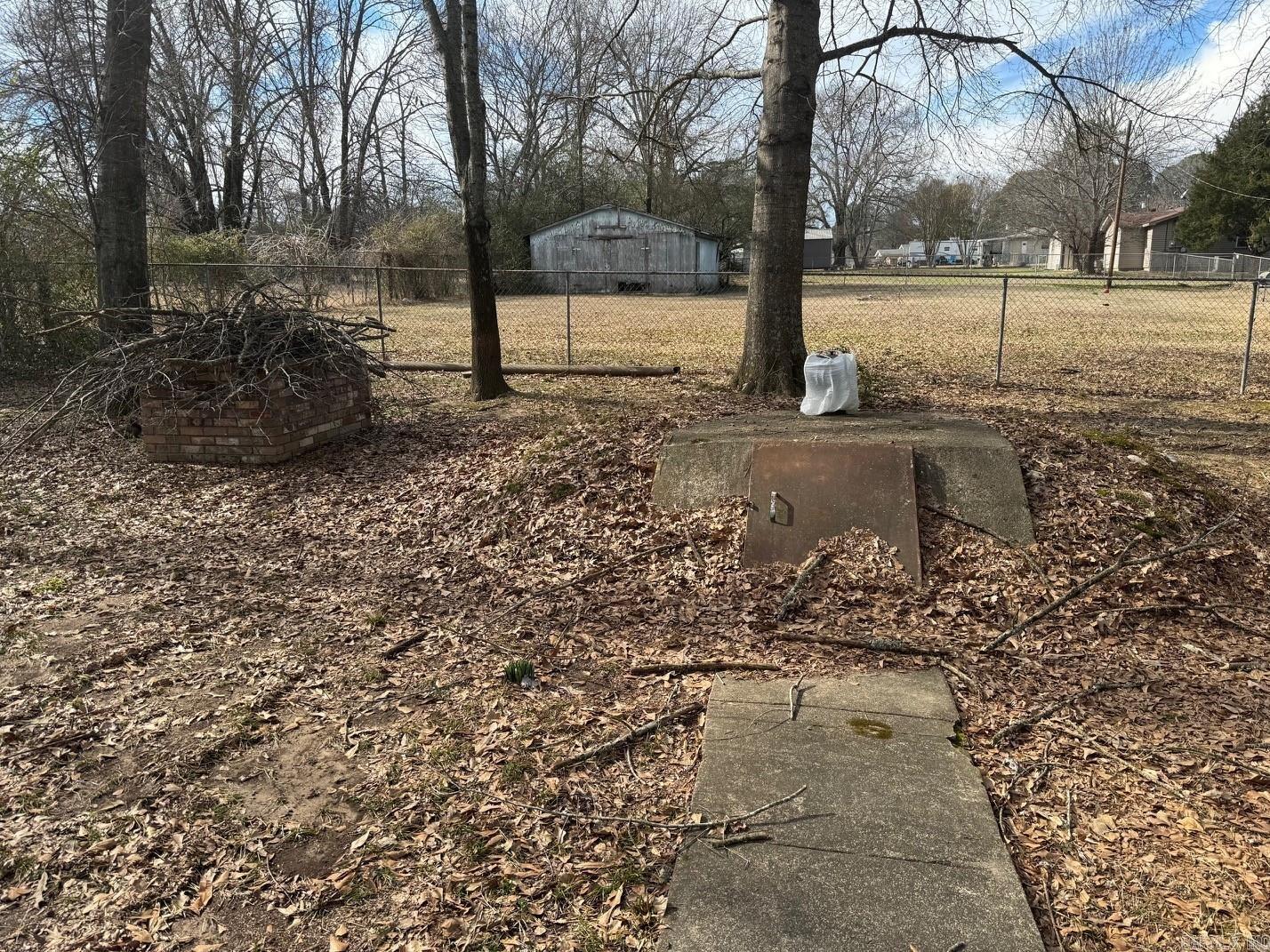 PEBBLE LAKE - Residential