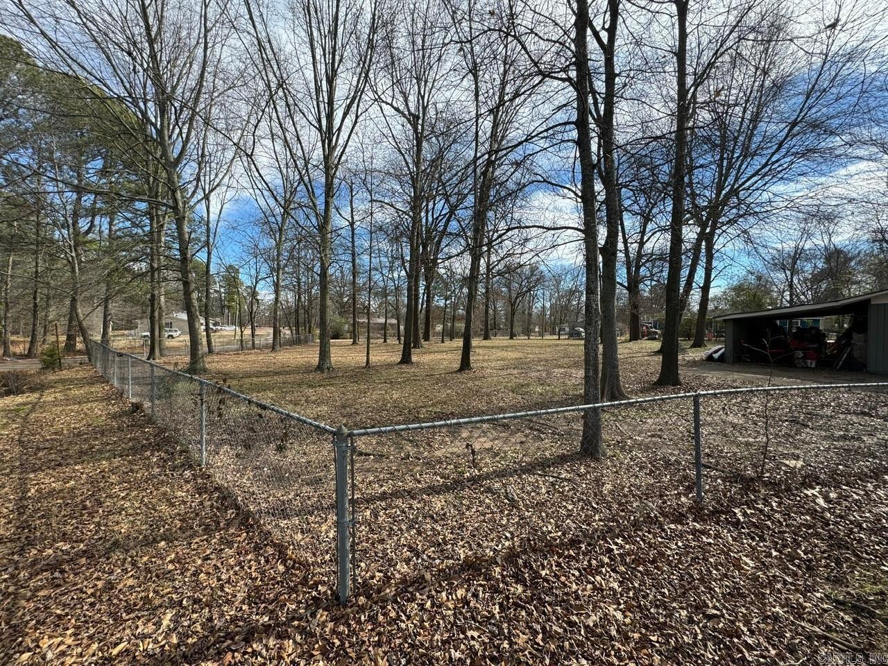 PEBBLE LAKE - Residential