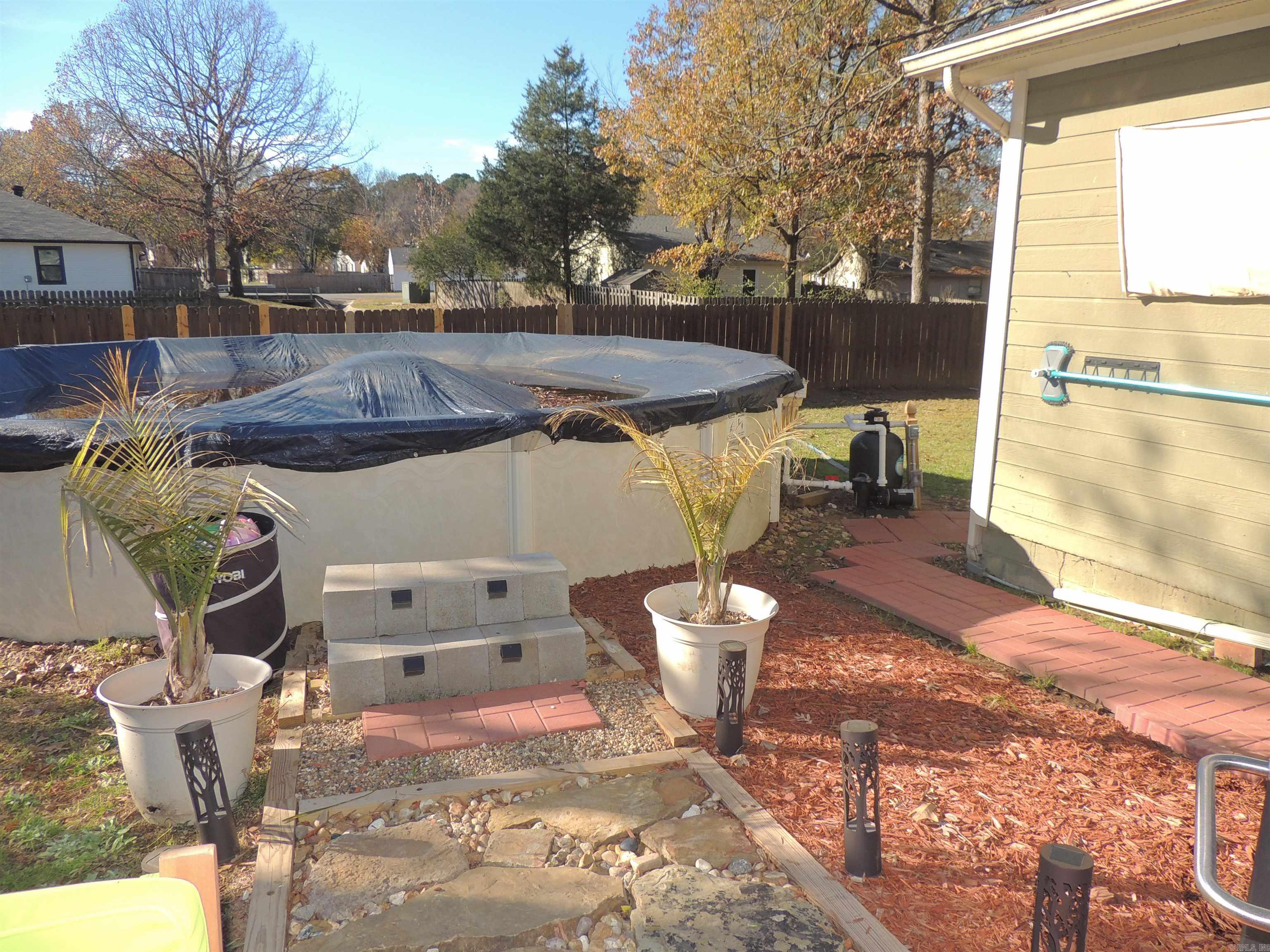 ROLLING OAKS - Residential