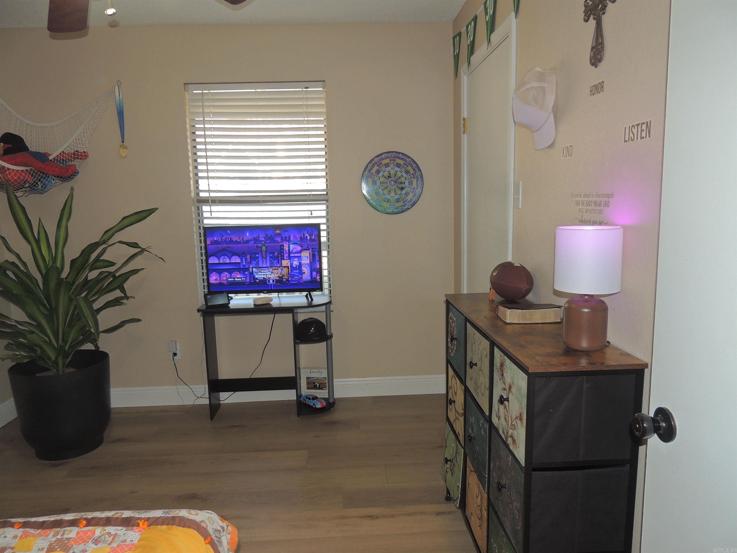 ROLLING OAKS - Residential