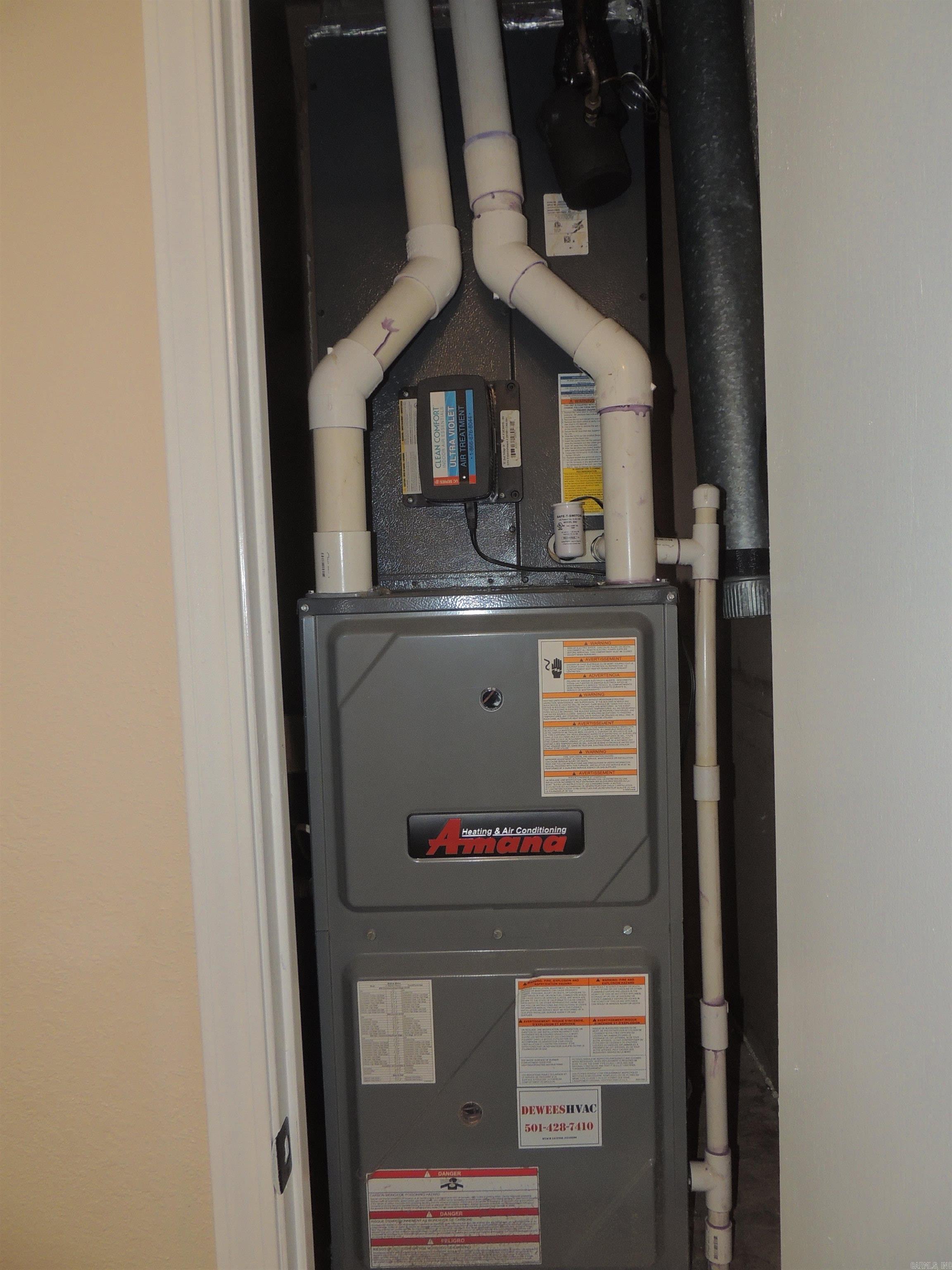 ROLLING OAKS - Residential