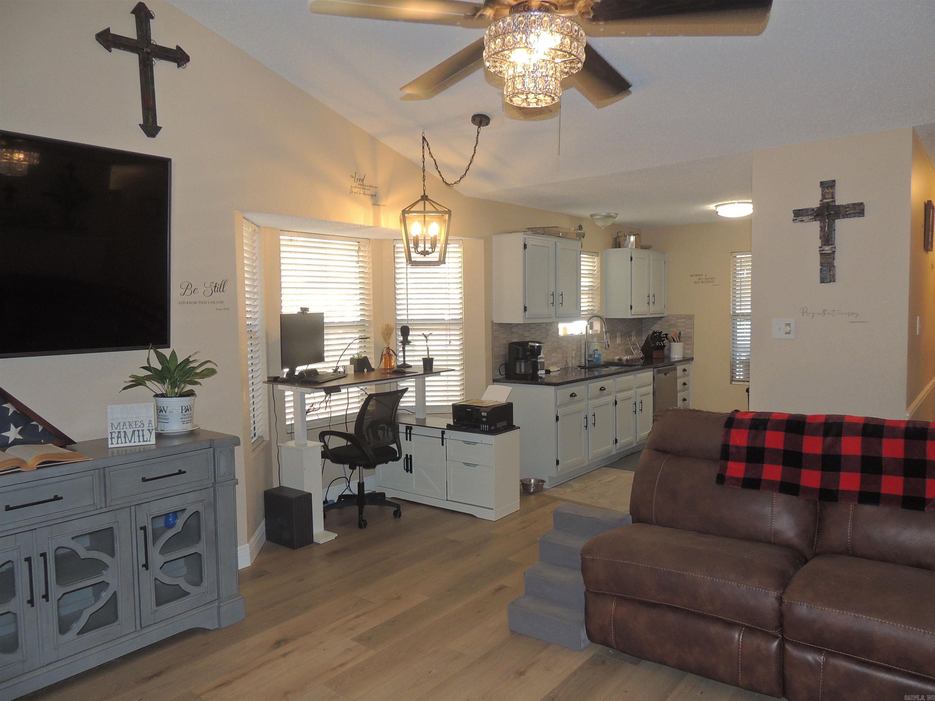 ROLLING OAKS - Residential