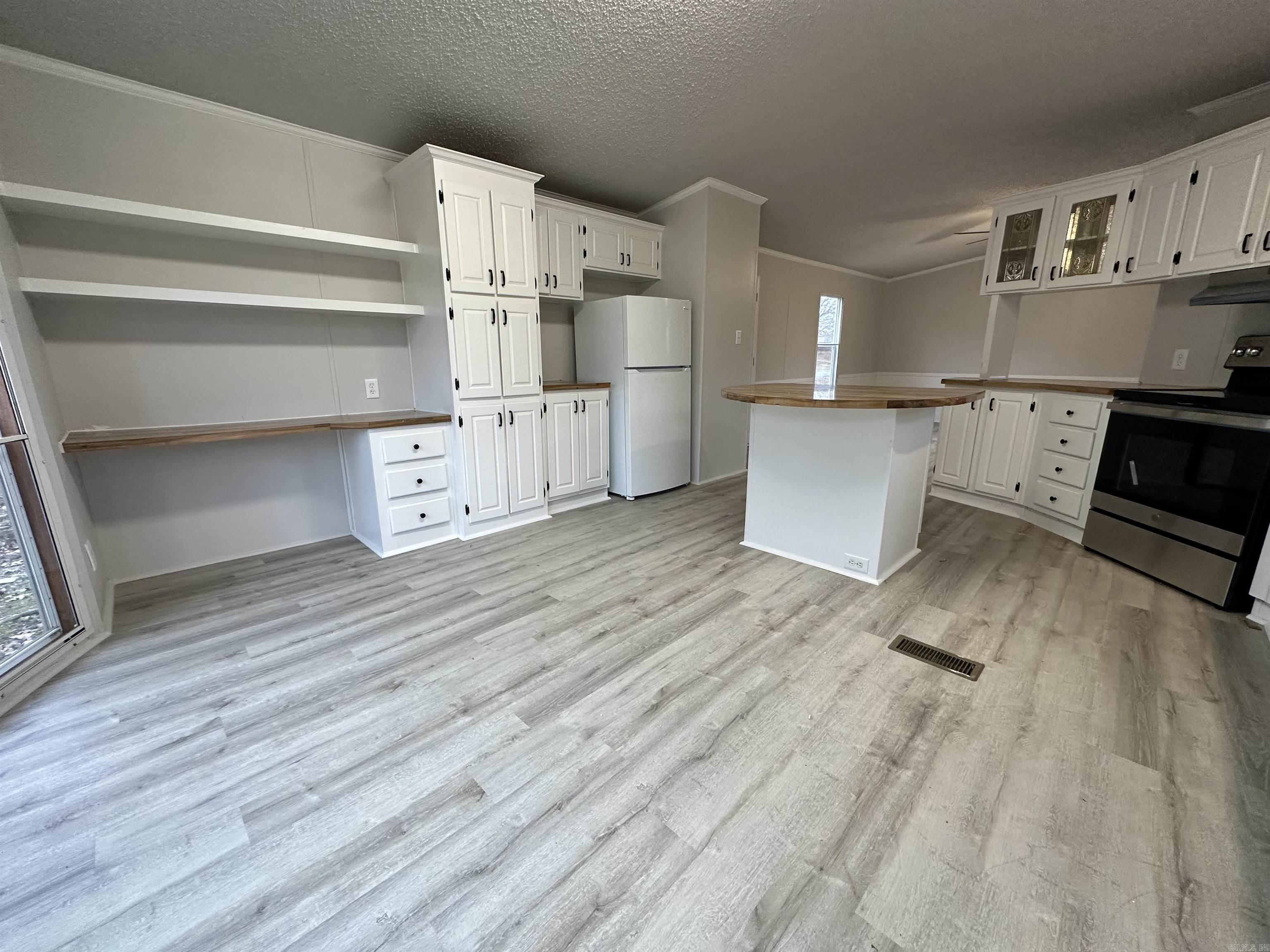 Not in Subdivision - Residential Lease