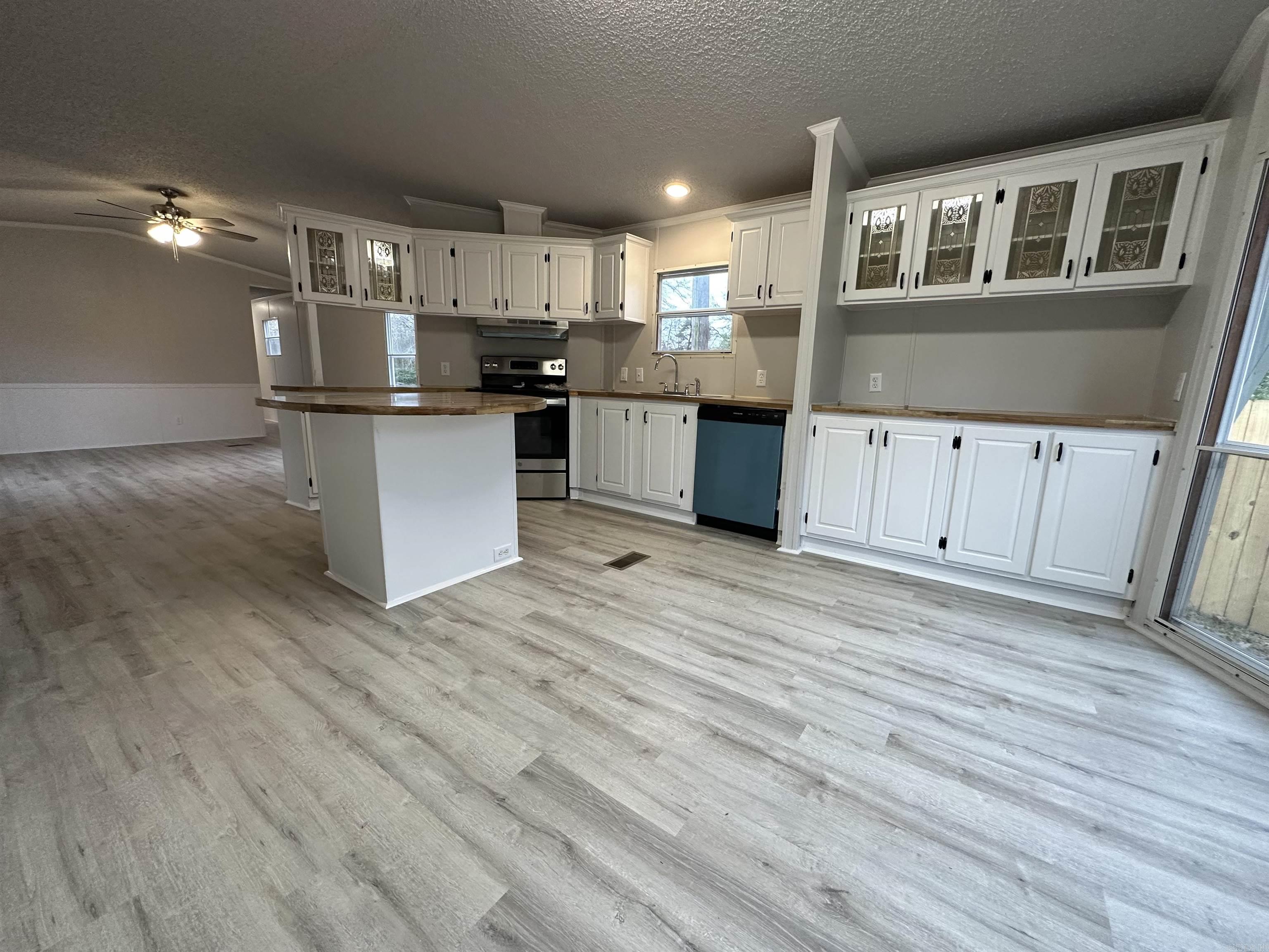 Not in Subdivision - Residential Lease