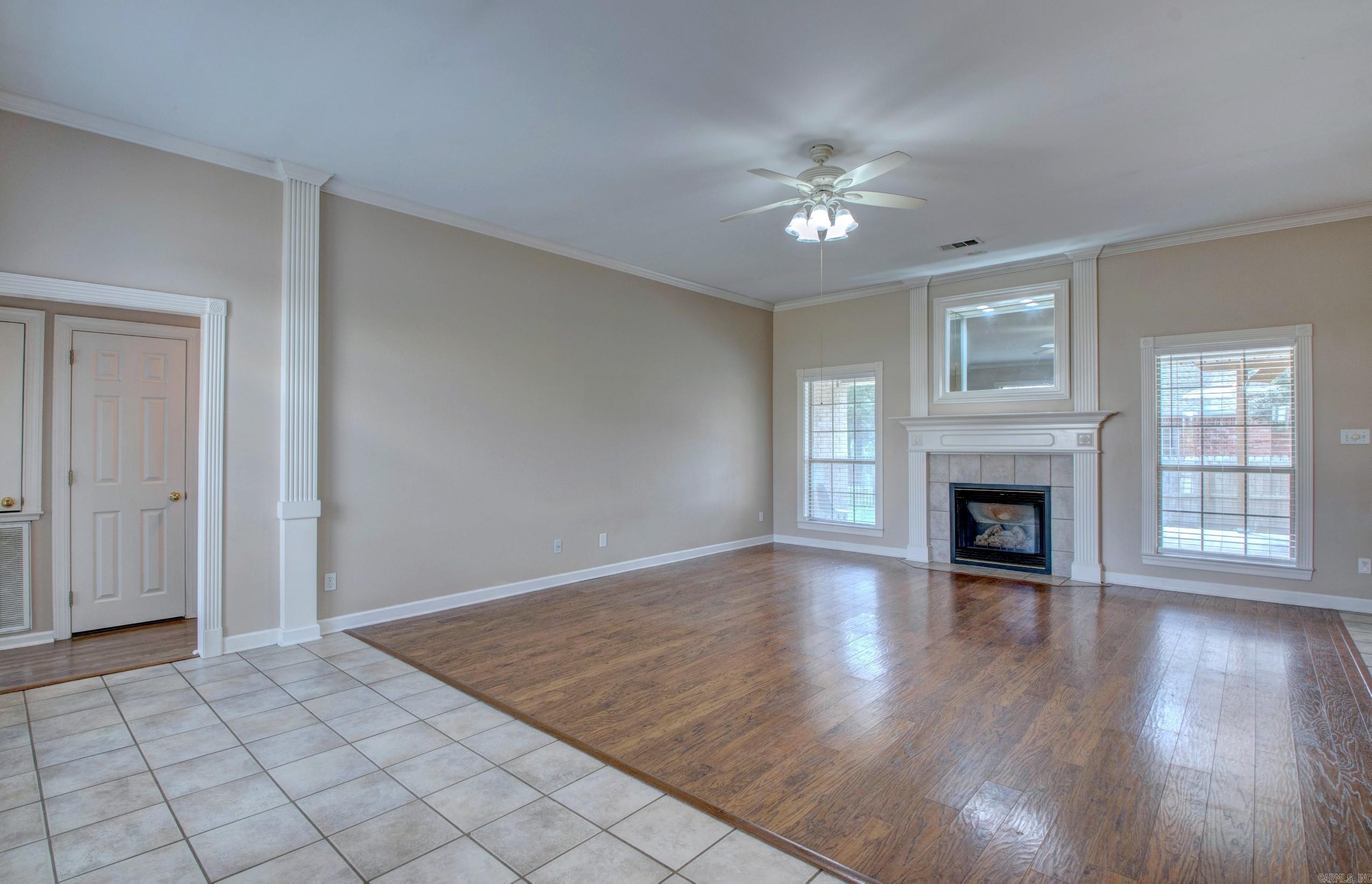 COUNTRY CLUB OF ARK THE - Residential