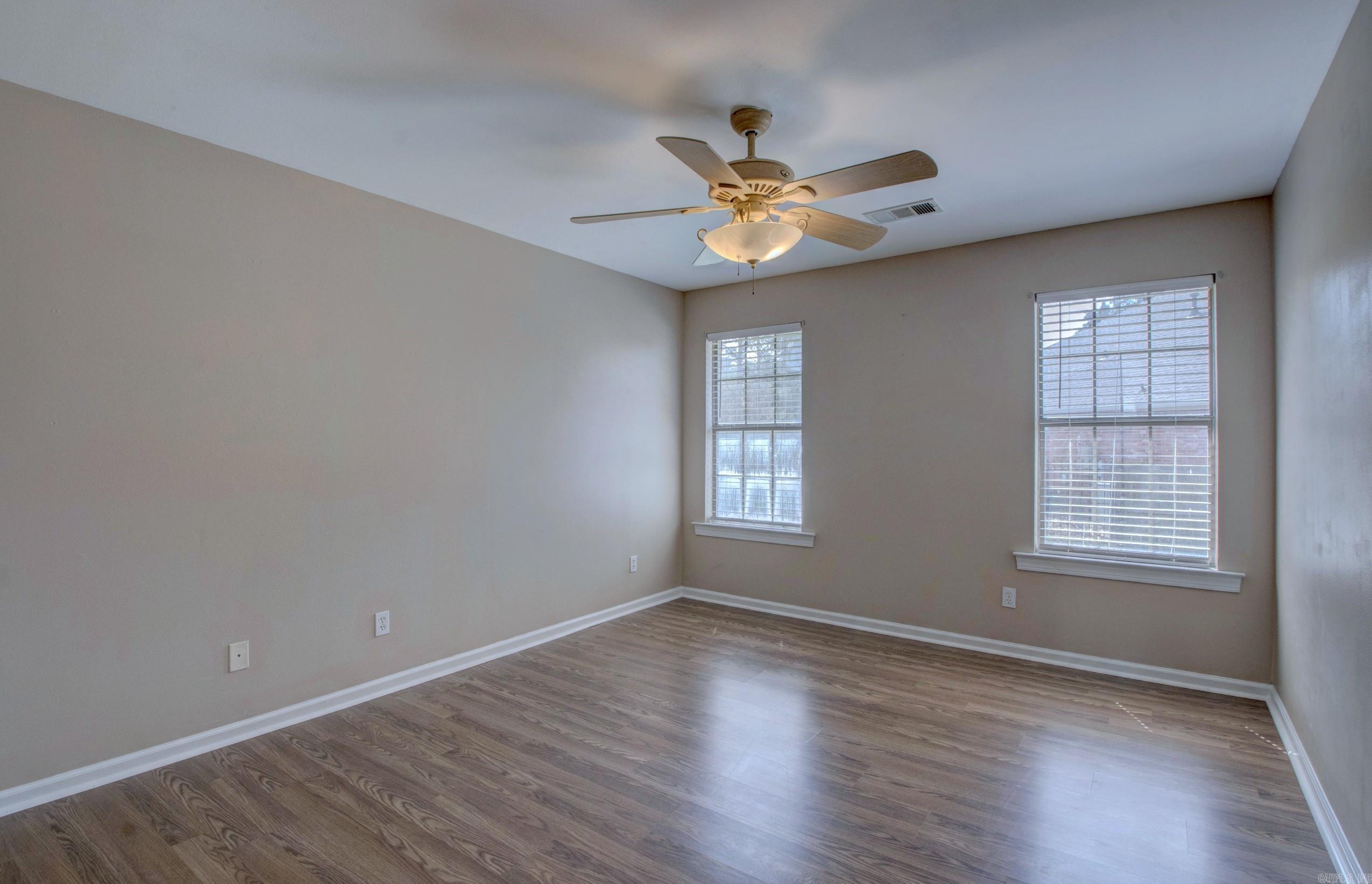 COUNTRY CLUB OF ARK THE - Residential