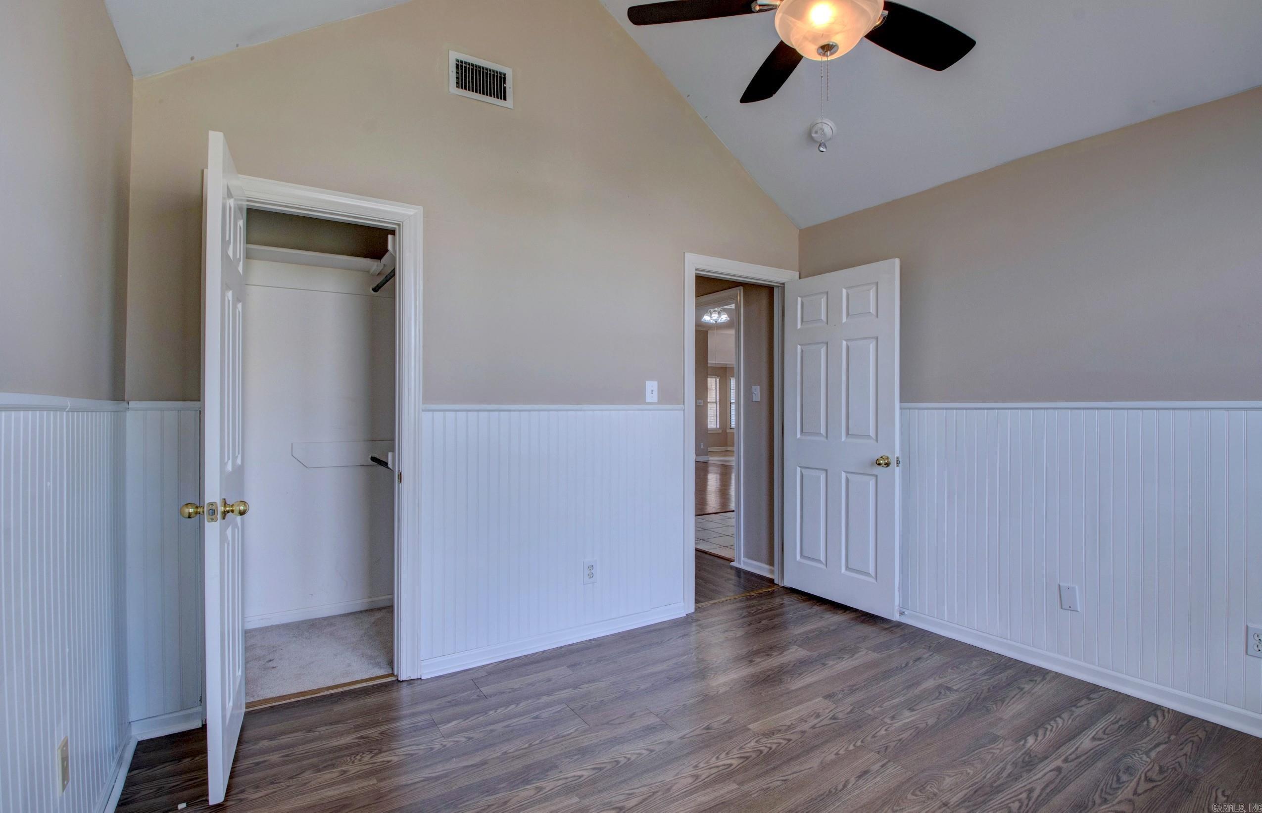 COUNTRY CLUB OF ARK THE - Residential