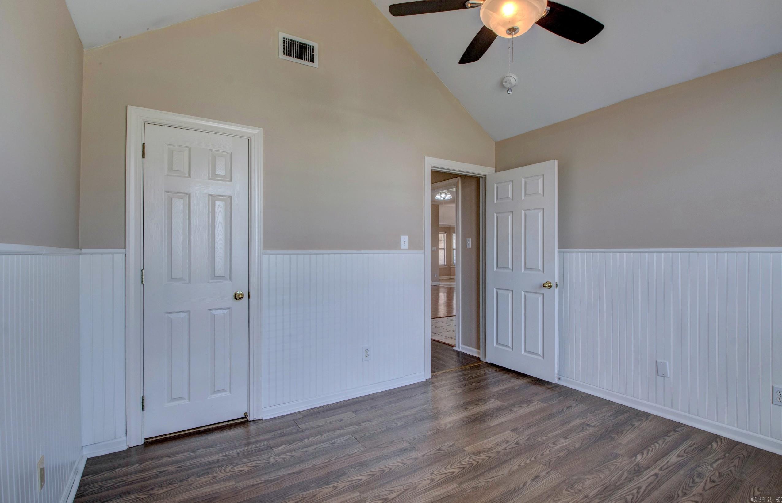 COUNTRY CLUB OF ARK THE - Residential