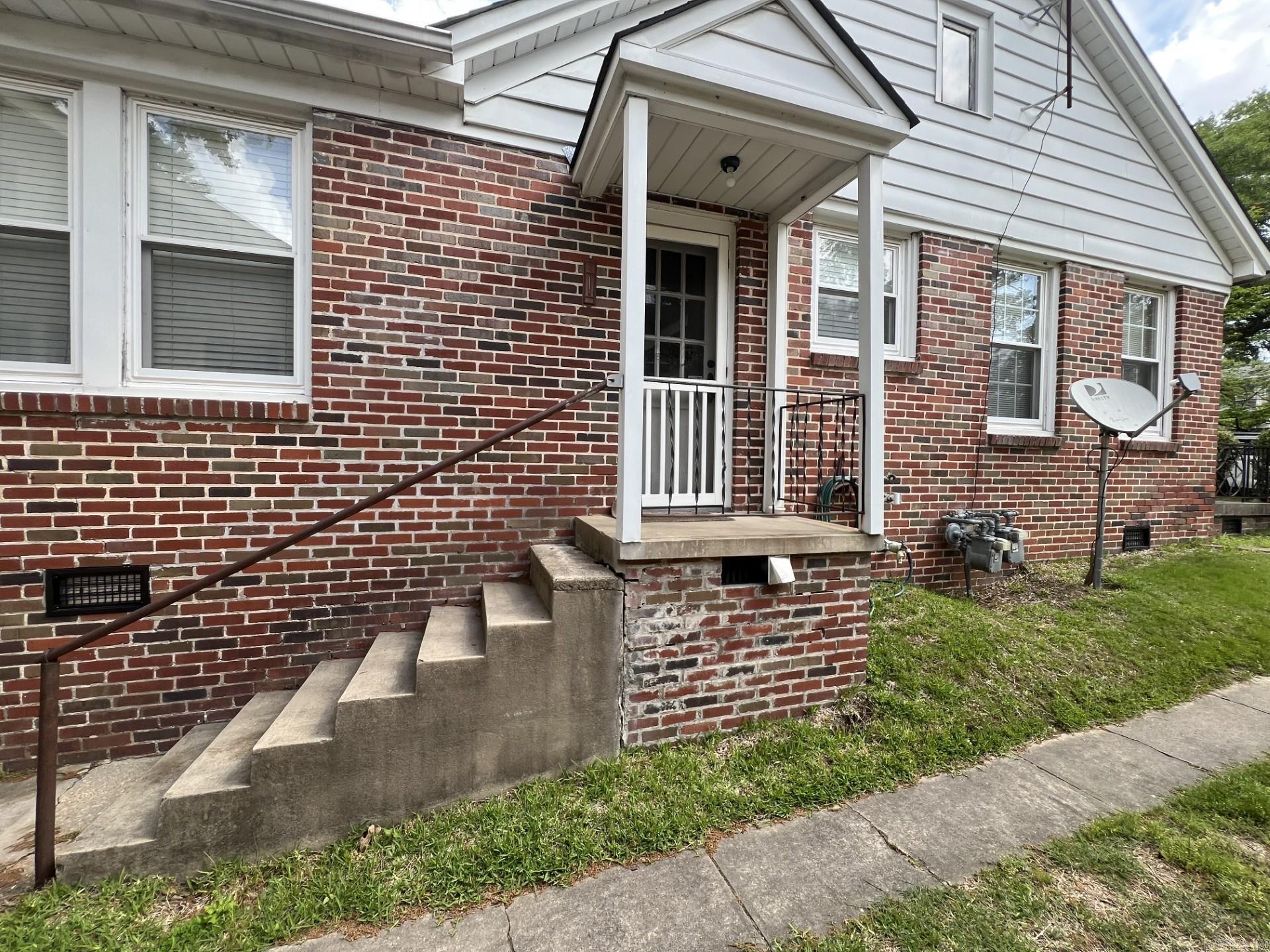 Pulaski Heights - Residential Lease