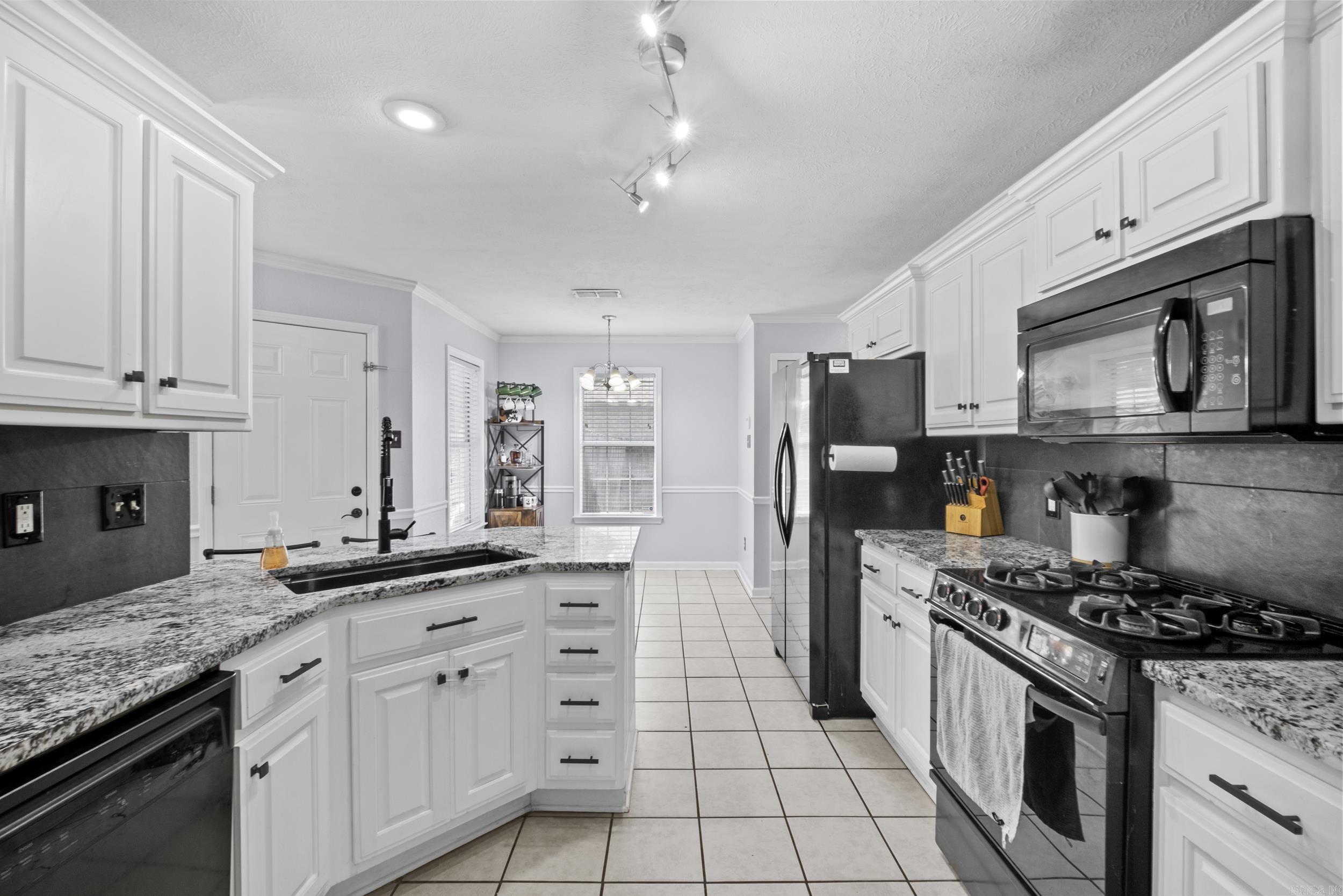 WOODBRIDGE - Residential