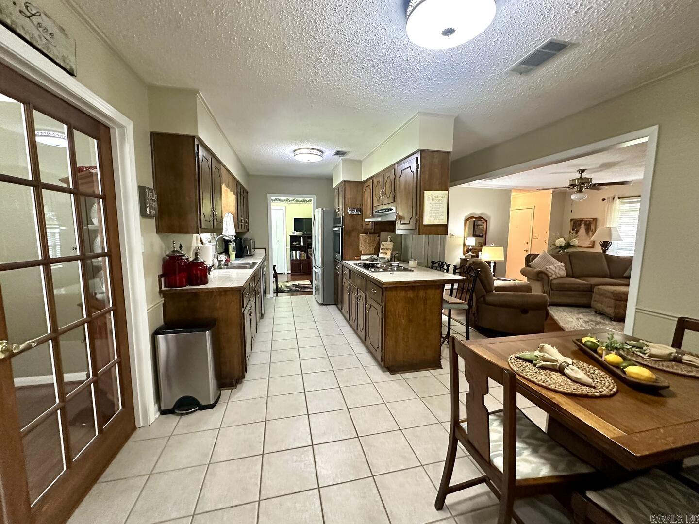 SCENIC VILLAGE ADD - Residential