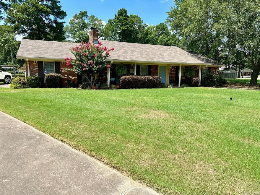 Charming & Meticulously Maintained Family Home on Wilhelmina Cove. This exceptionally well-maintained 3-bedroom, 3-bath home, is perfectly situated on a large lot. Built in 1978 and cherished by its original owner, this home exudes pride of ownership and offers comfortable living with numerous upgrades over the years. This very neat and inviting interior features attractive laminate flooring and a lovely brick fireplace with gas logs. In addition to the three spacious bedrooms, you'll find a dedicated office, perfect for remote work or a quiet study space. A separate dining room, compliments the eat-in kitchen and breakfast bar areas, for the perfect space to entertain. The exterior boasts a classic brick and siding combination, ensuring durability and timeless curb appeal. The generous lot provides ample space for outdoor activities, gardening, or room to build a shop. This home is a true gem, ready for its next chapter. Don't miss the opportunity to own this Home with all the modern comforts you desire.