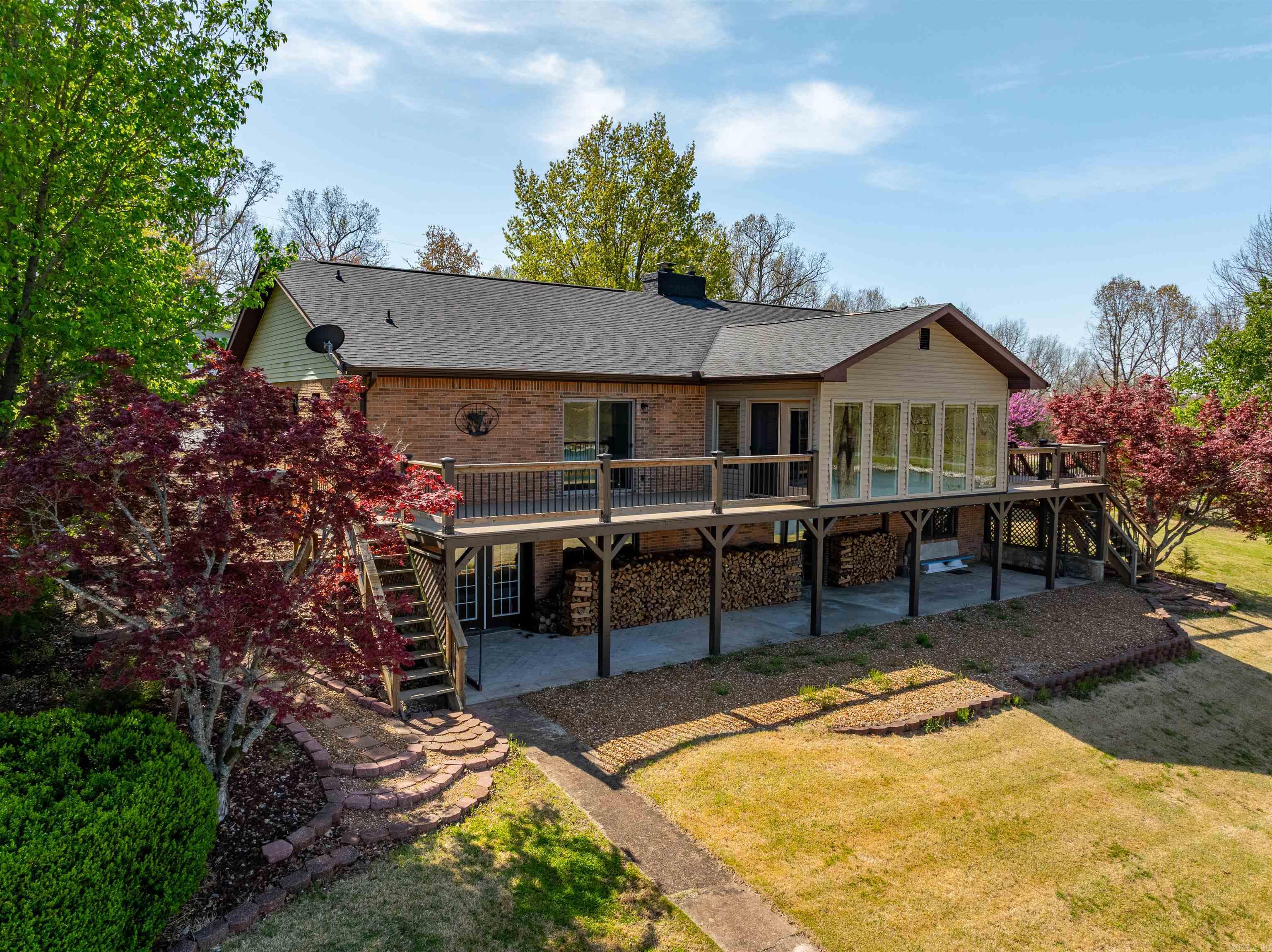 SOUTH SHORE - Residential