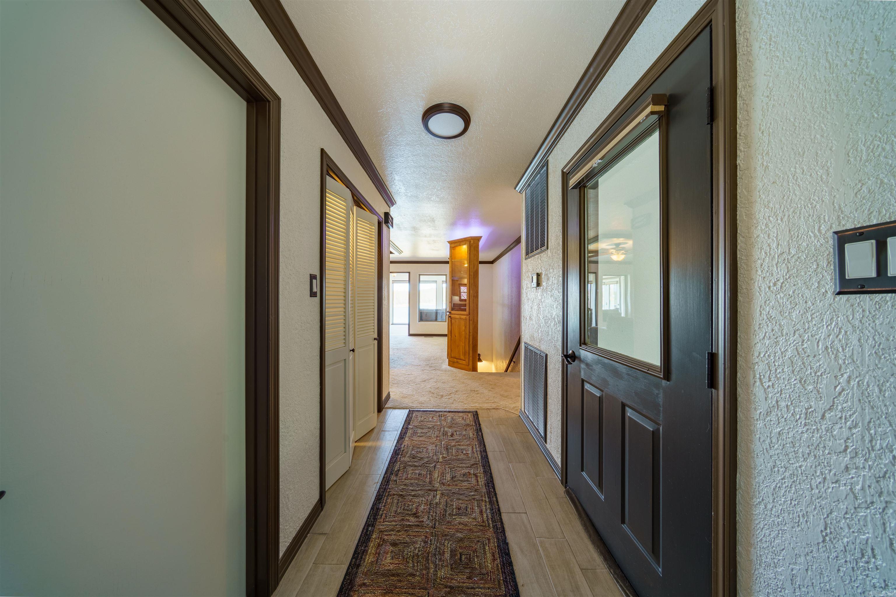 SOUTH SHORE - Residential