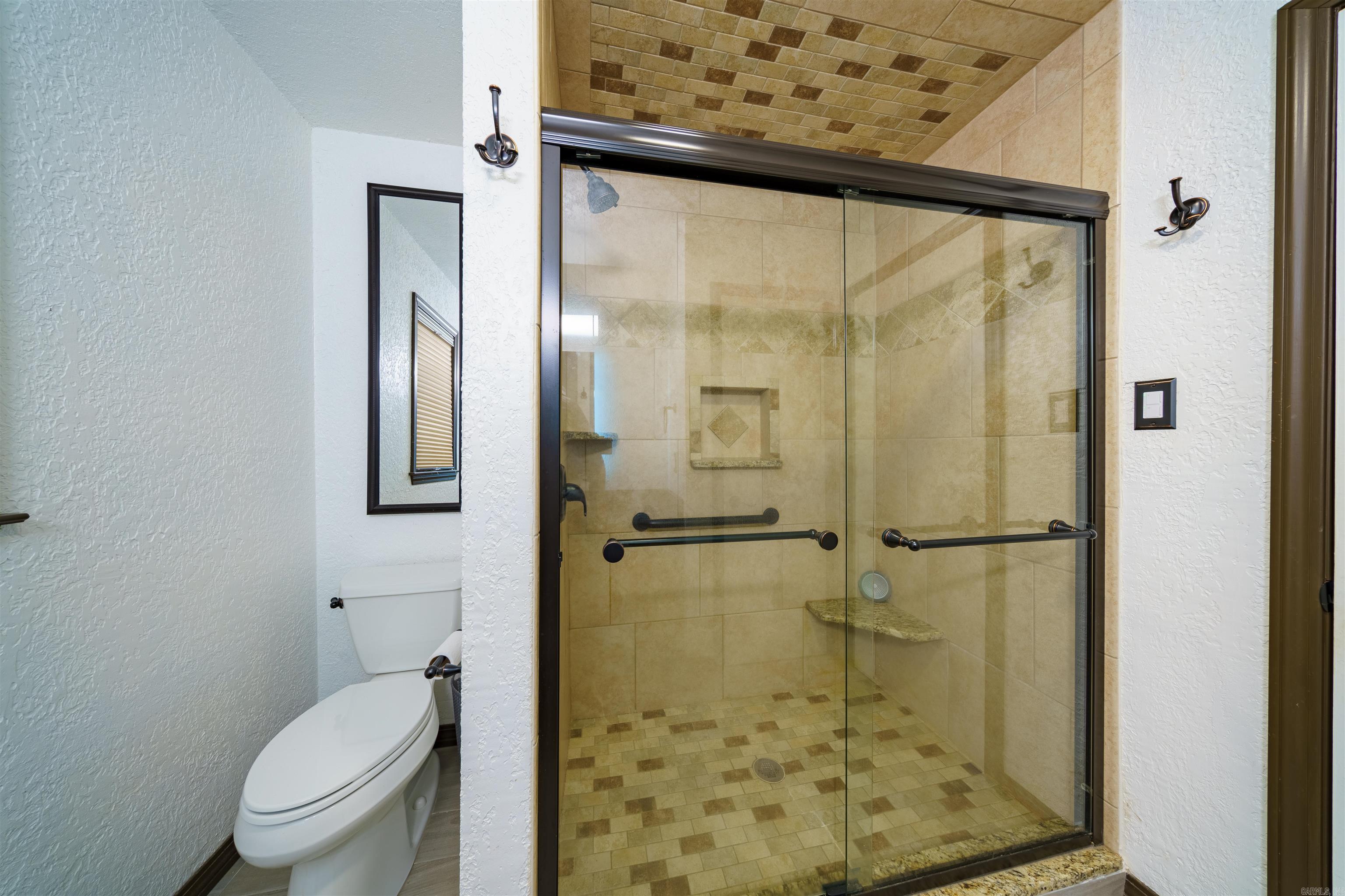 SOUTH SHORE - Residential