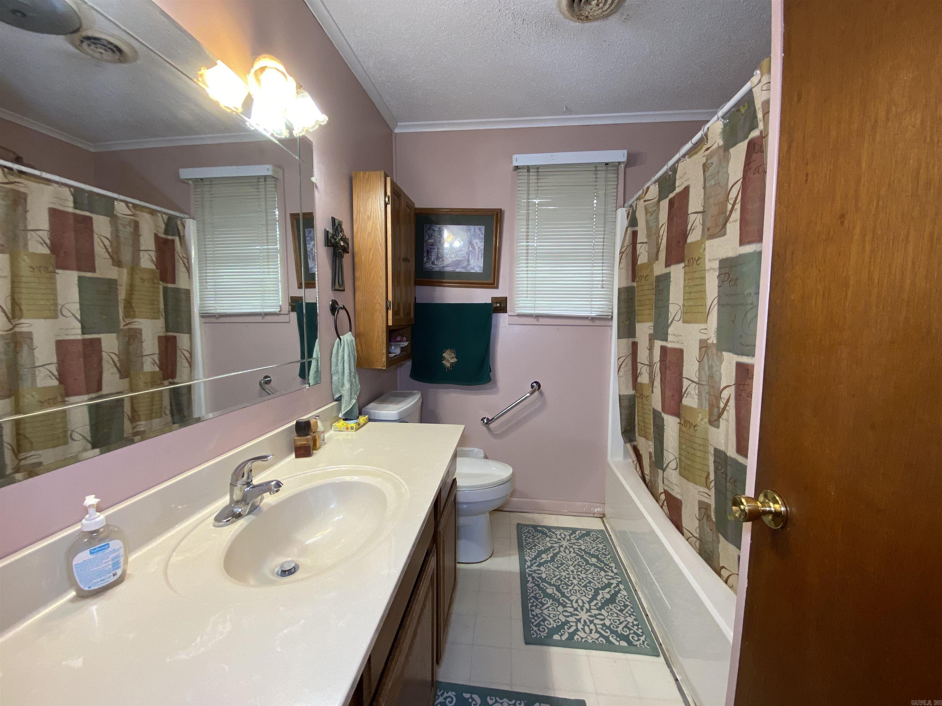 OAKHURST - Residential