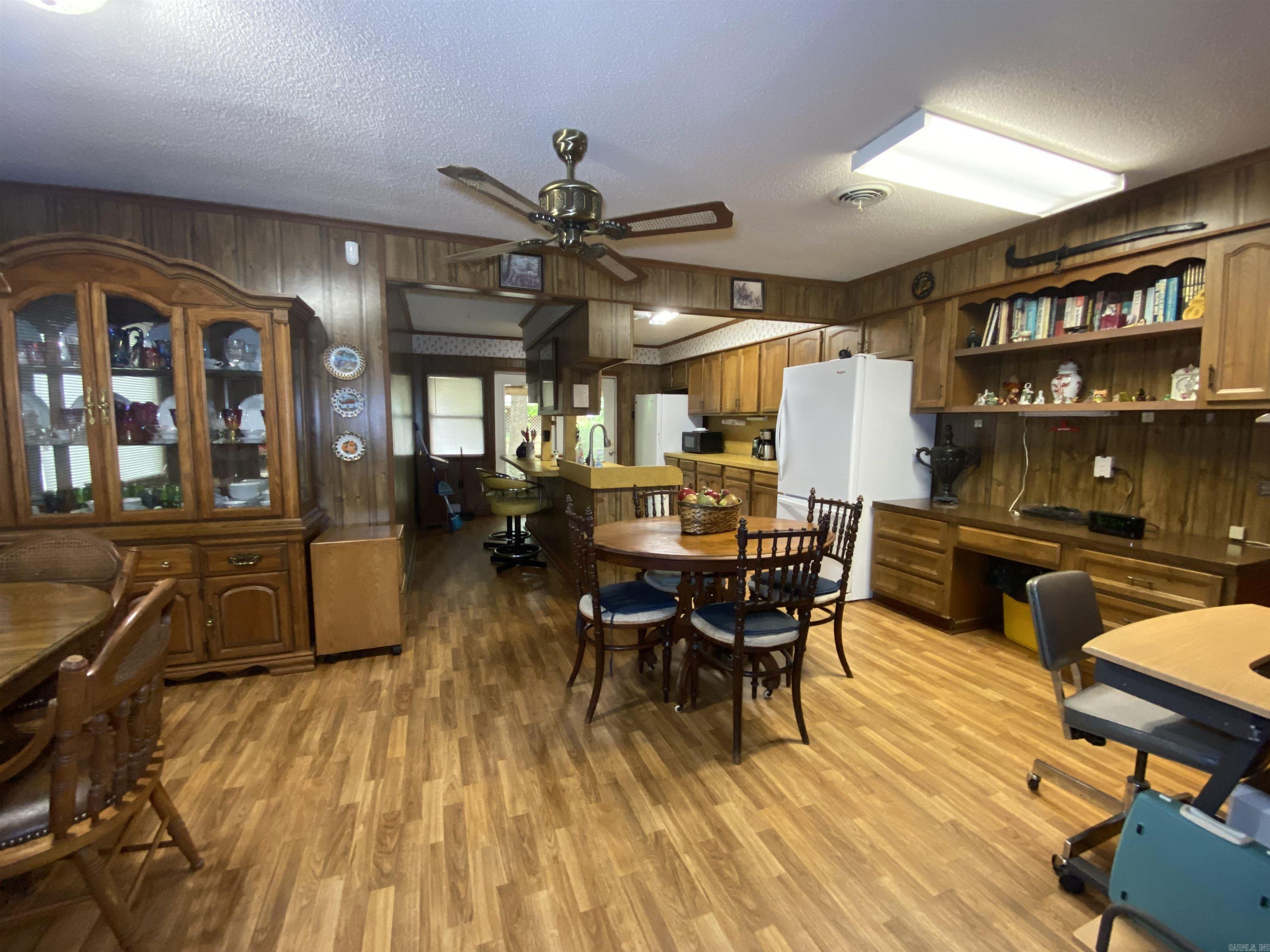 OAKHURST - Residential