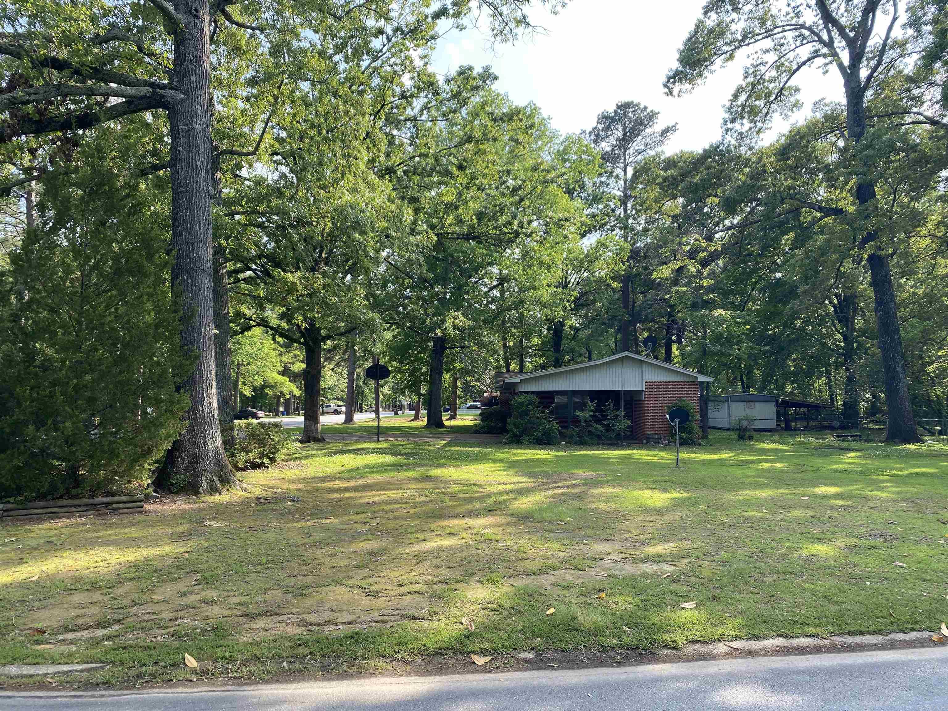 OAKHURST - Residential