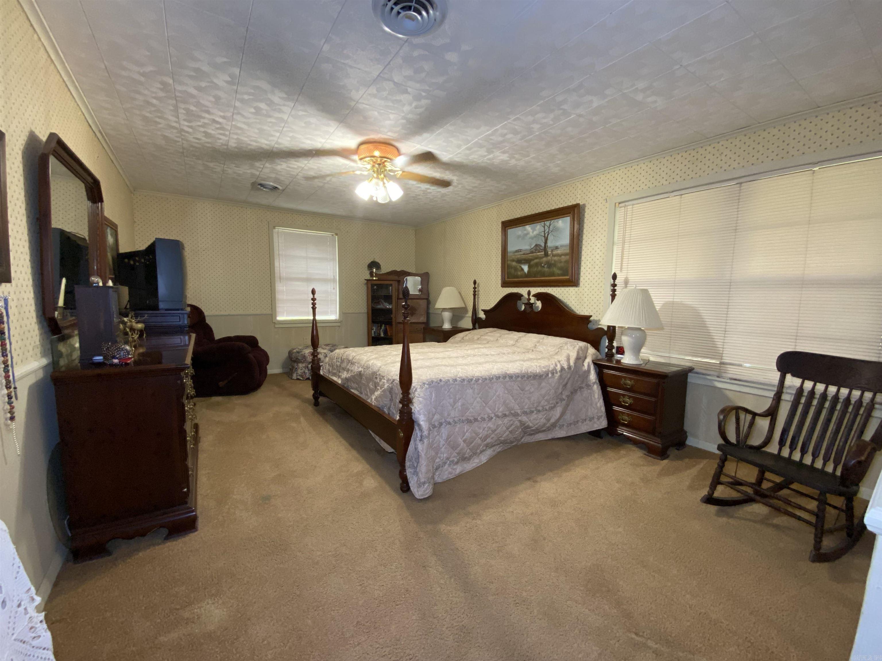 OAKHURST - Residential