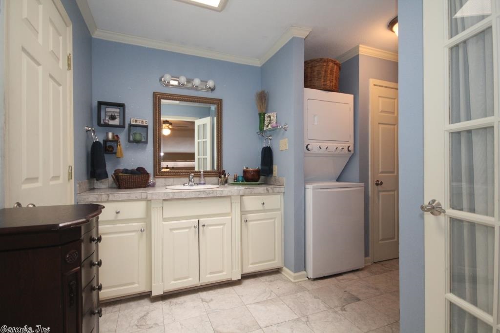 Quarters - Residential