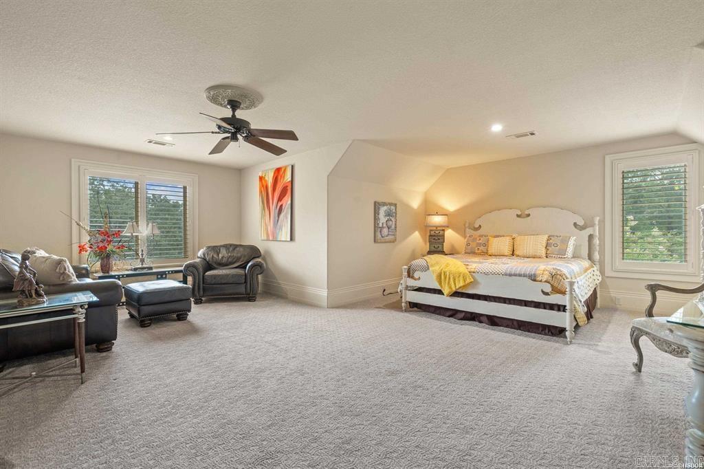 HUNTER HEIGHTS - Residential