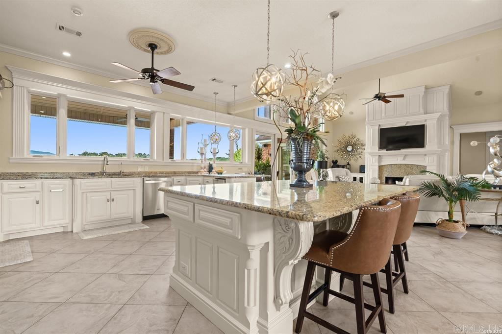 HUNTER HEIGHTS - Residential