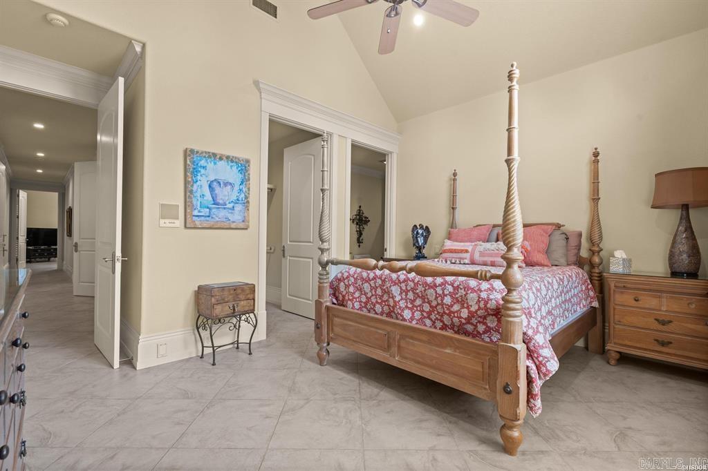HUNTER HEIGHTS - Residential