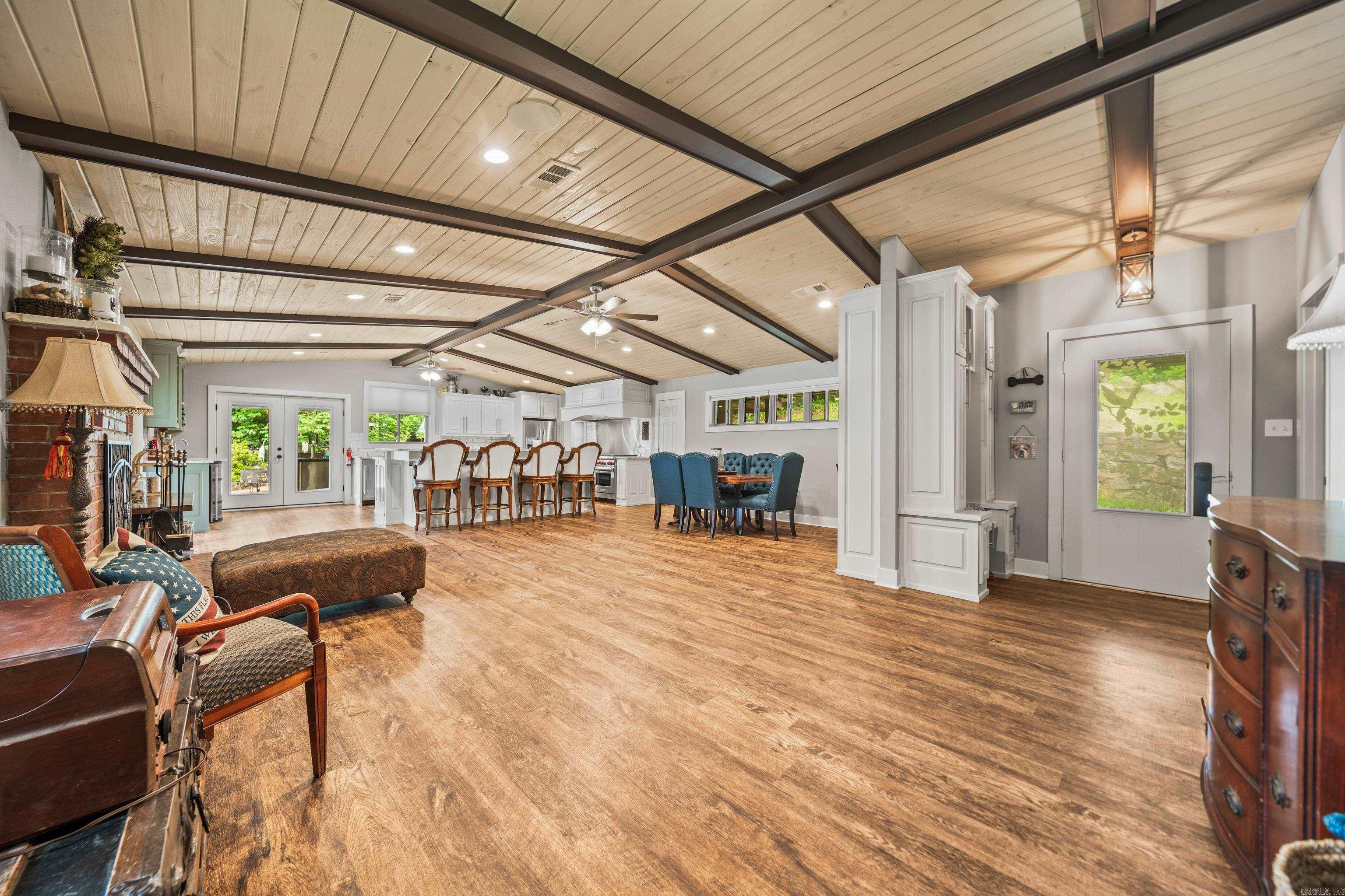 OAK PARK - Residential