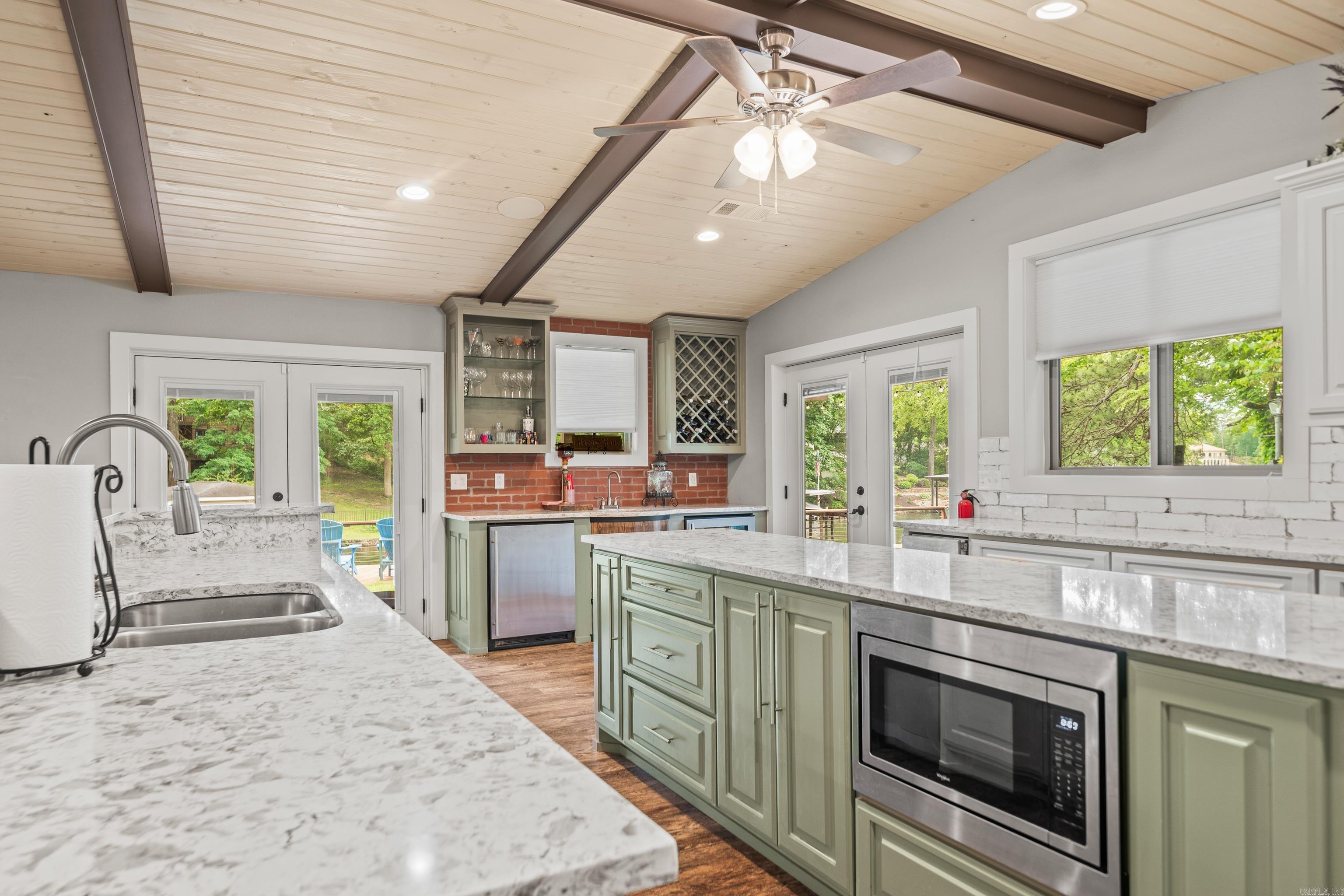 OAK PARK - Residential