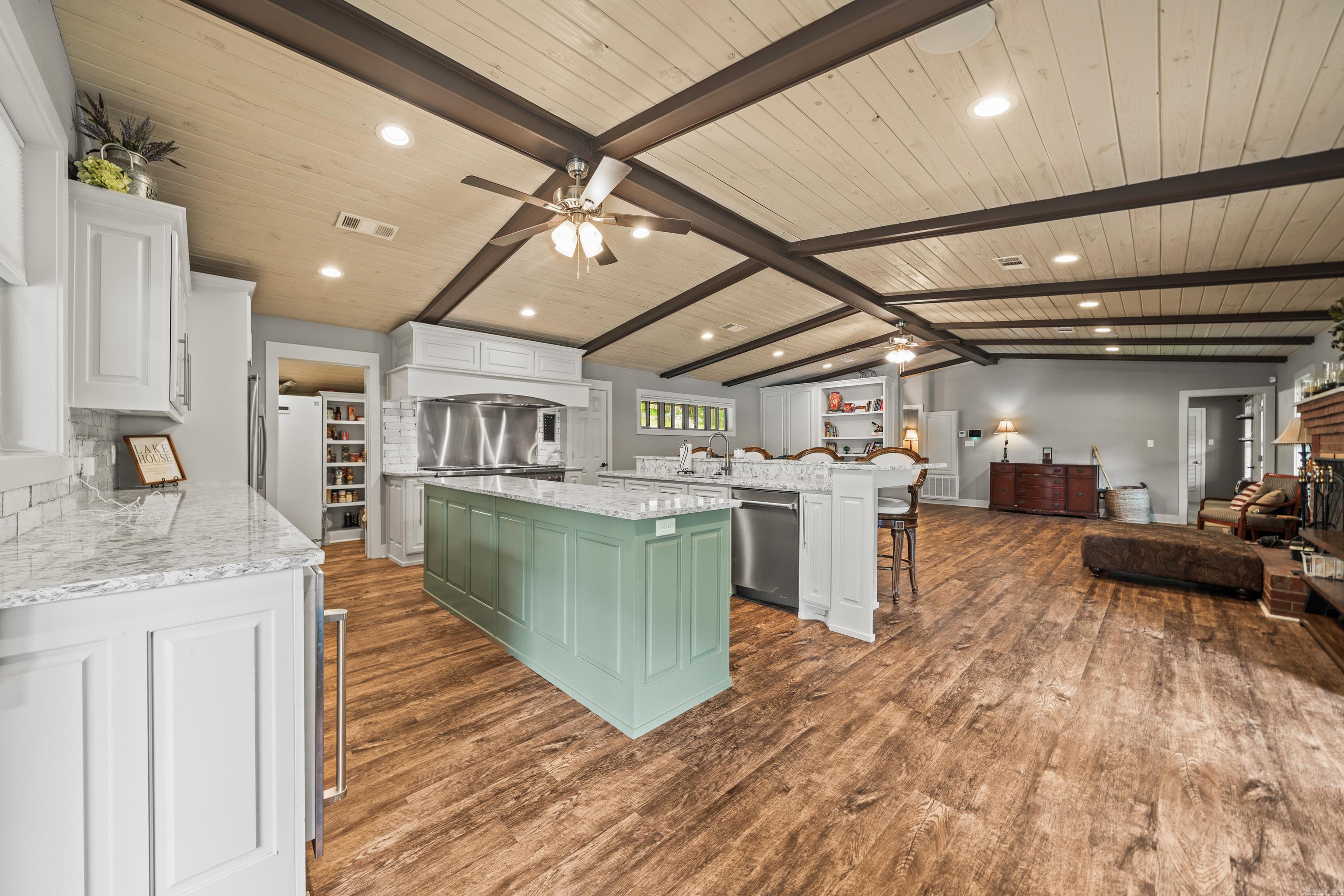 OAK PARK - Residential