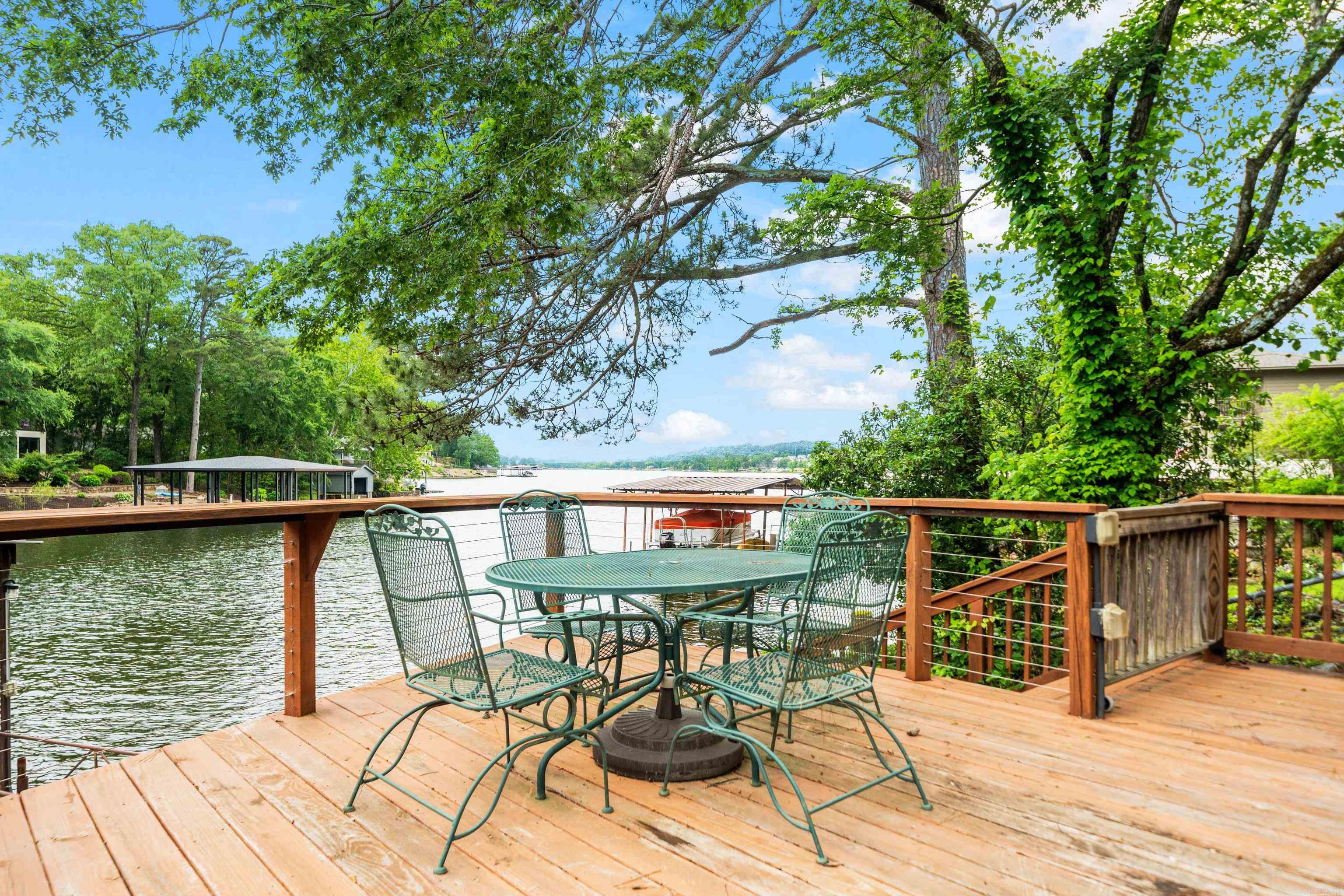 OAK PARK - Residential