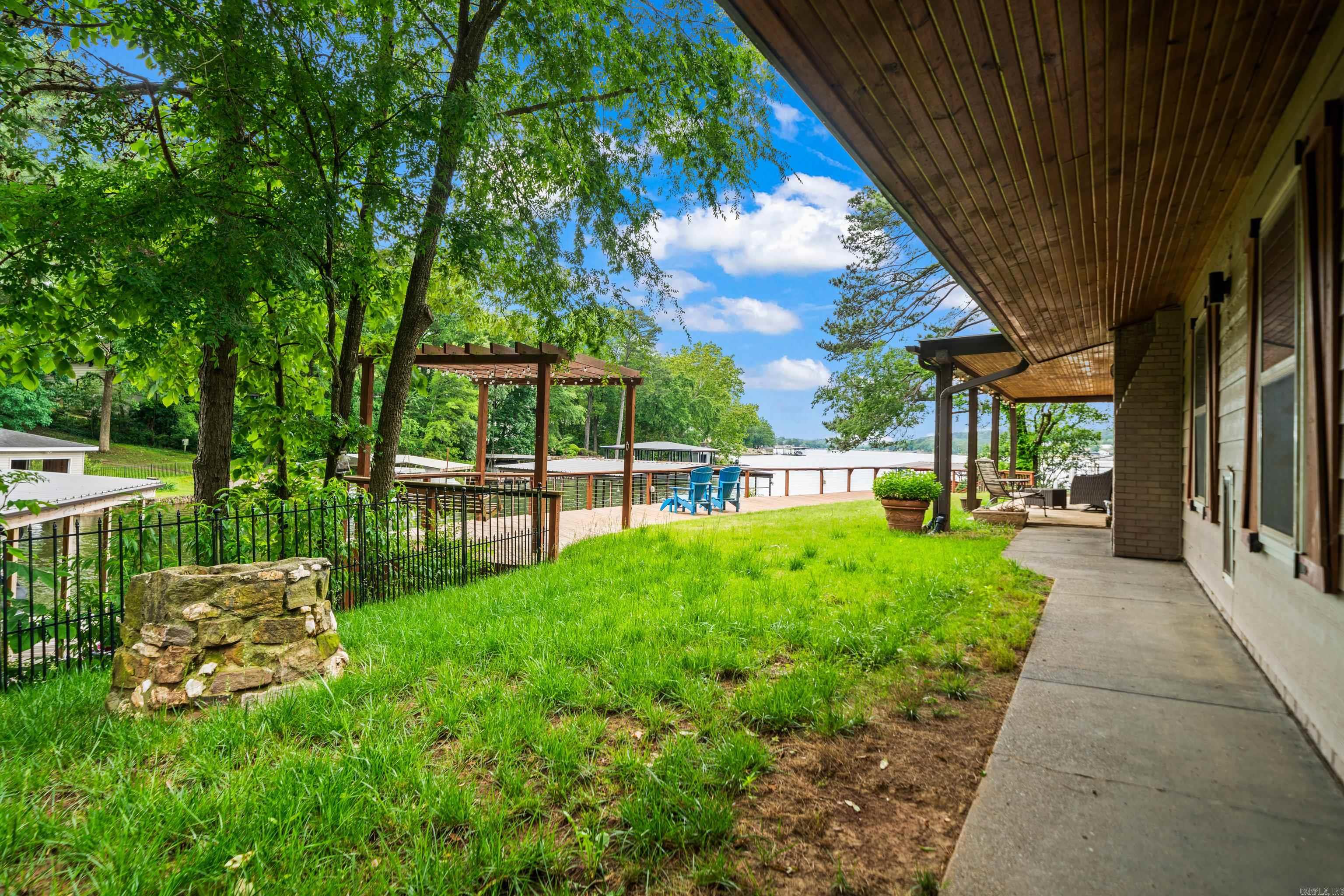 OAK PARK - Residential