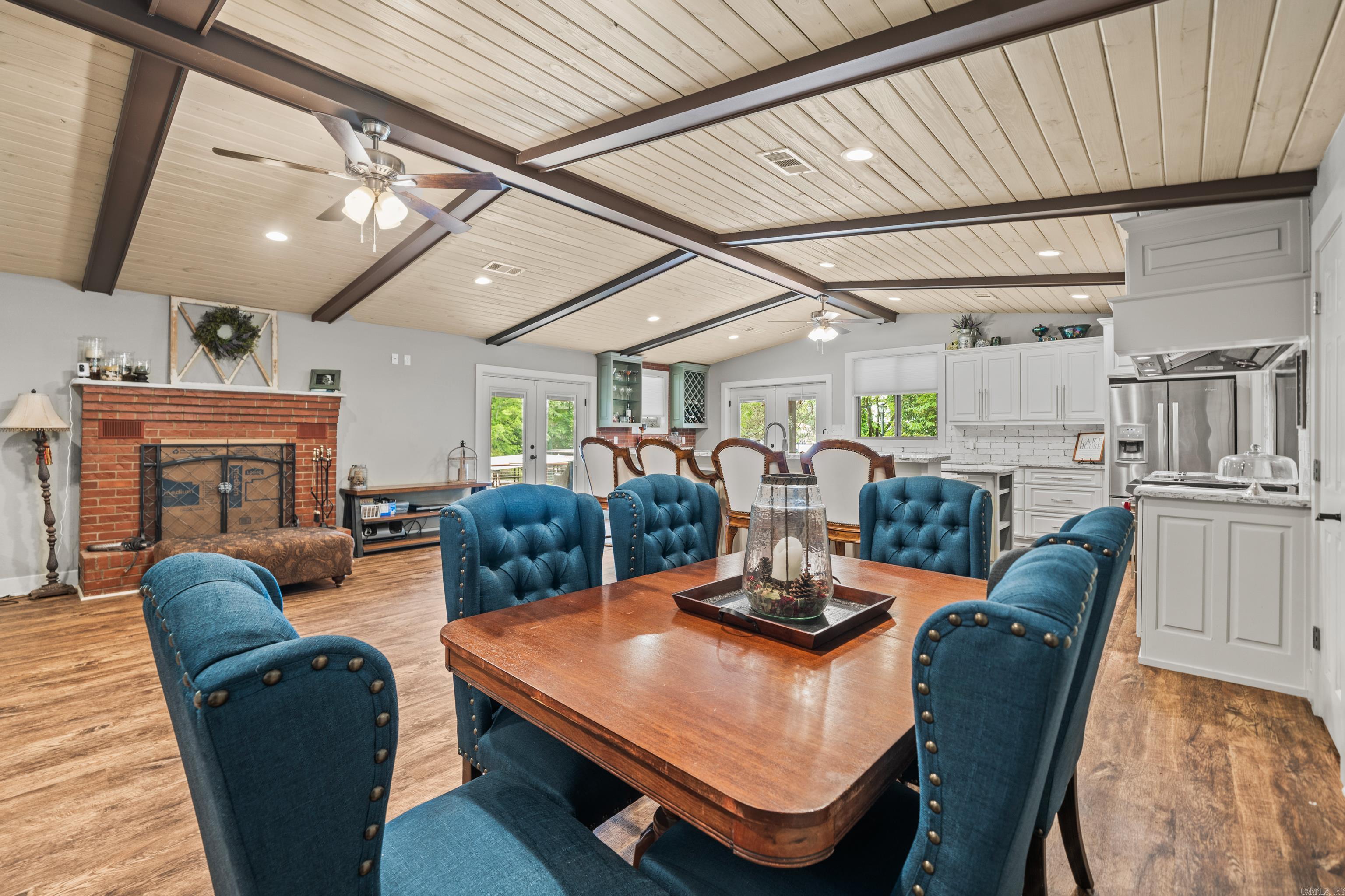 OAK PARK - Residential