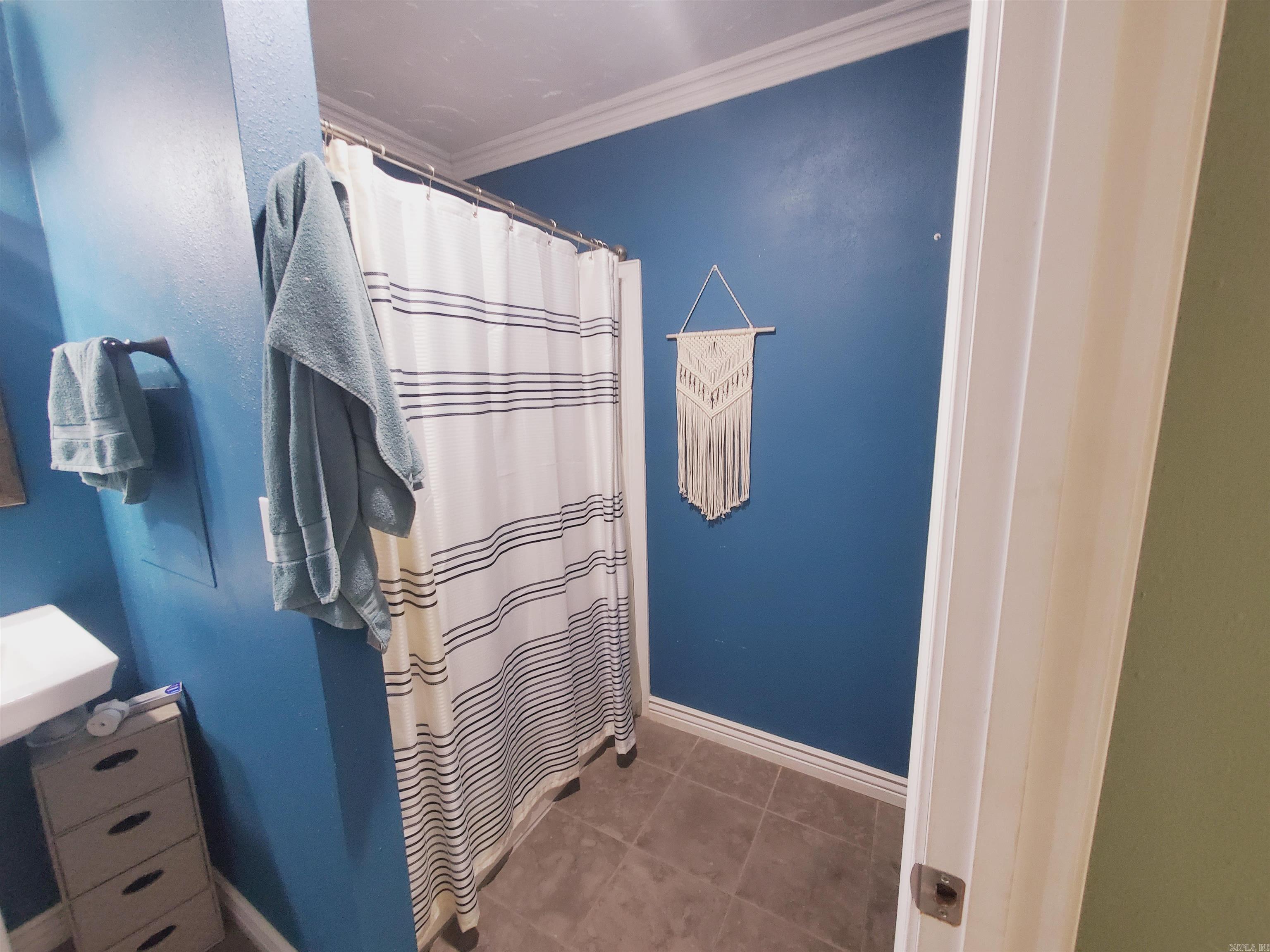 M&B PIGGOTT 2-20-8 - Residential