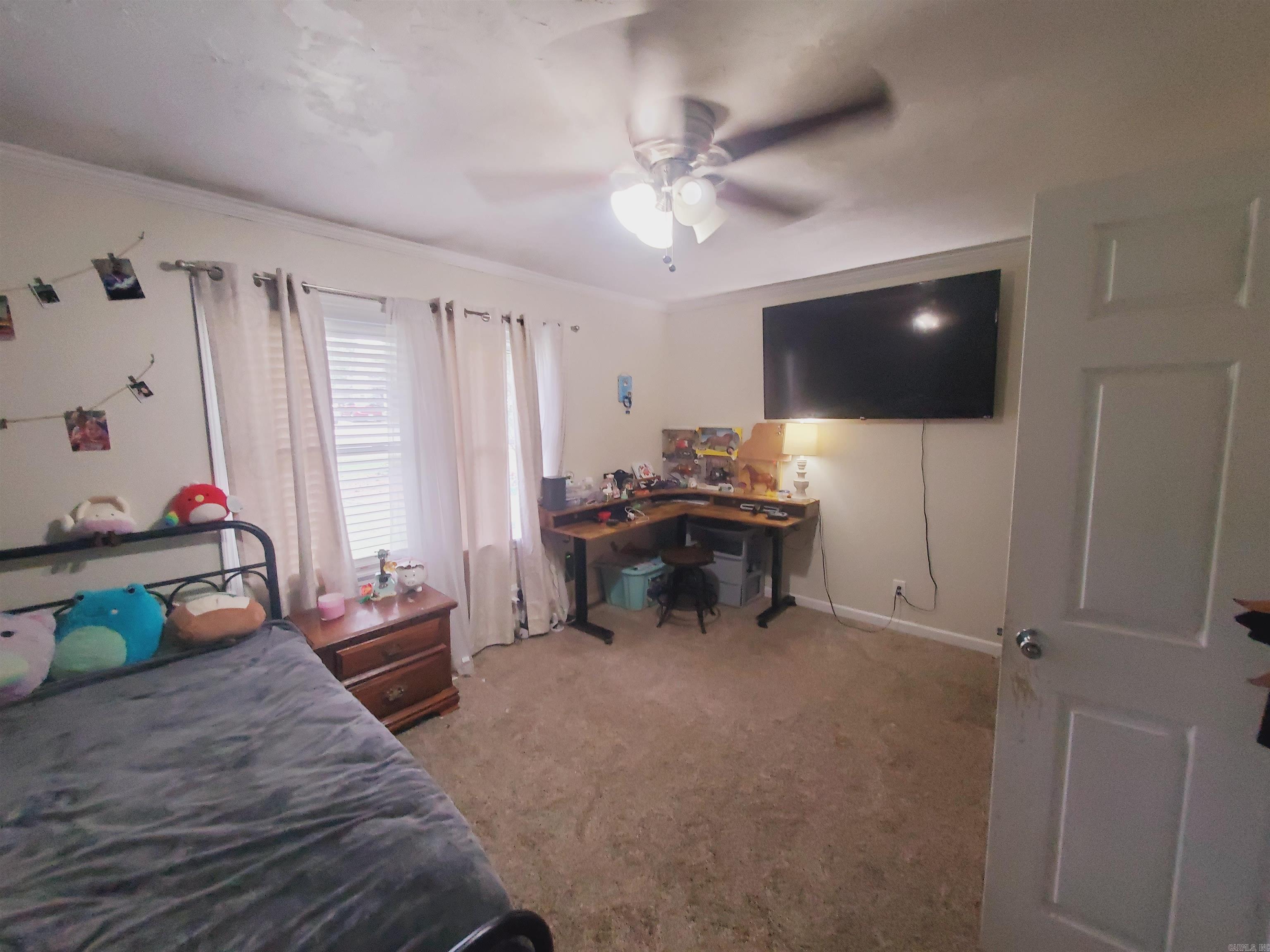 M&B PIGGOTT 2-20-8 - Residential