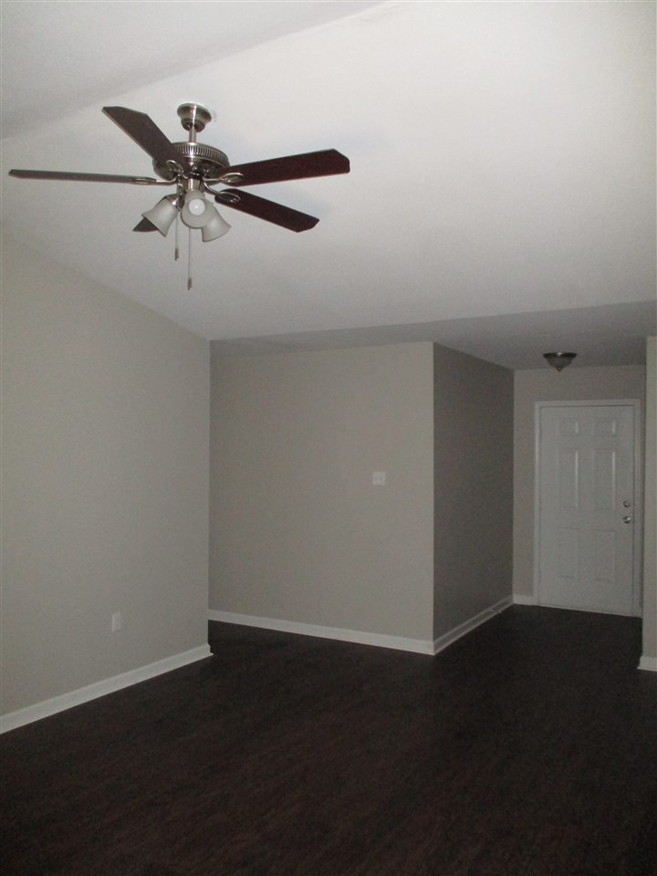 Rolling Oaks - Residential Lease