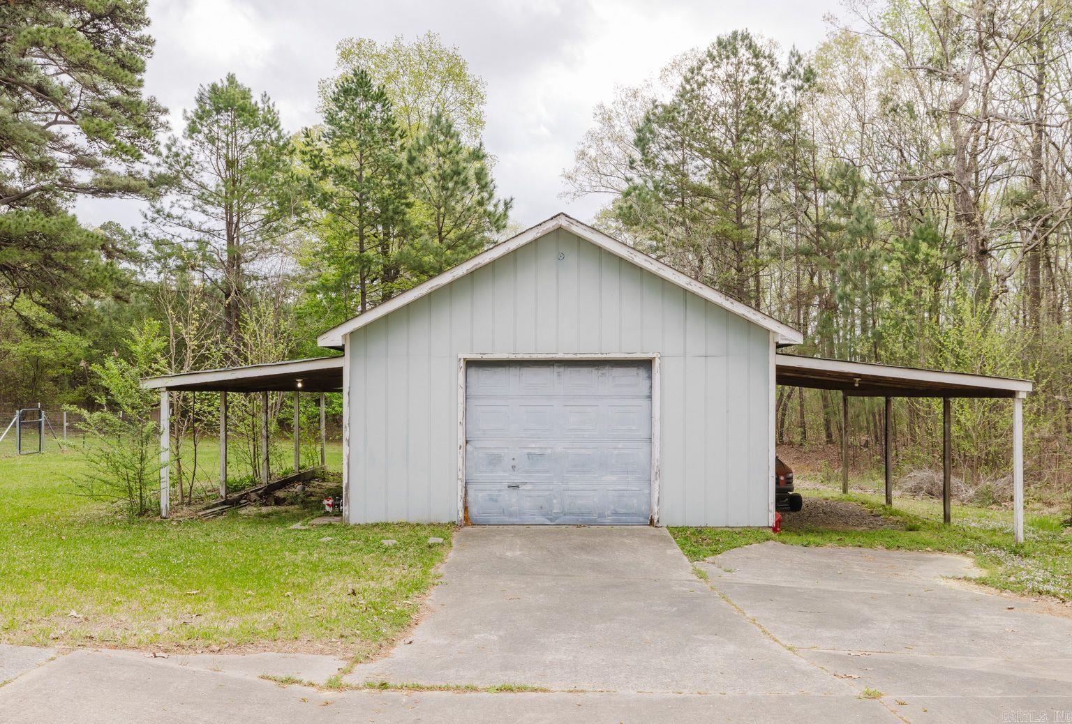 Metes & Bounds - Residential