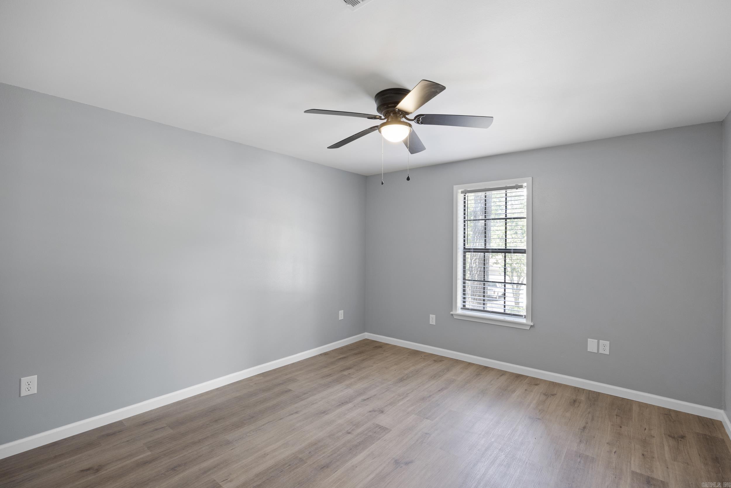 NORTHRIDGE - Residential