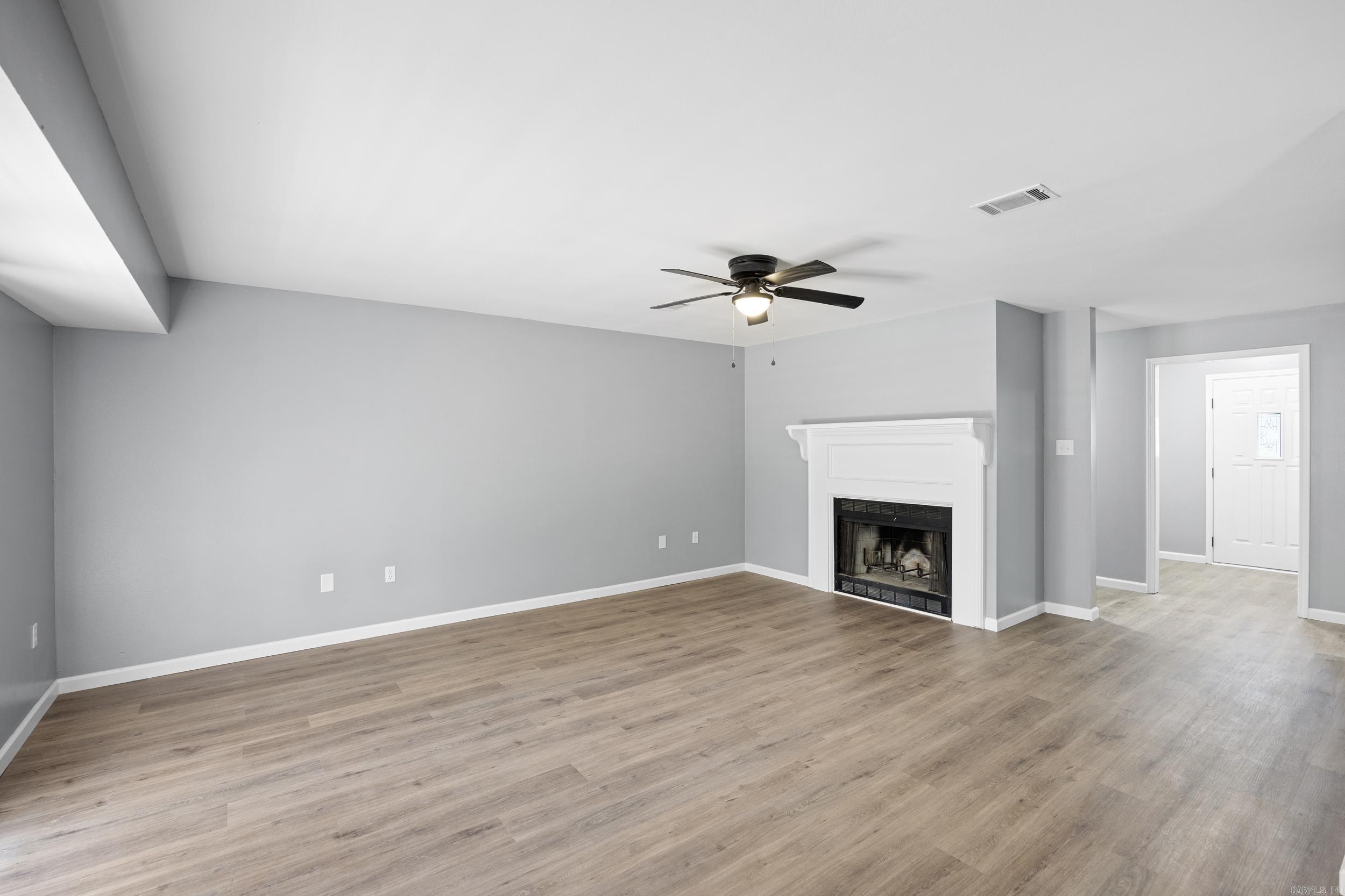 NORTHRIDGE - Residential