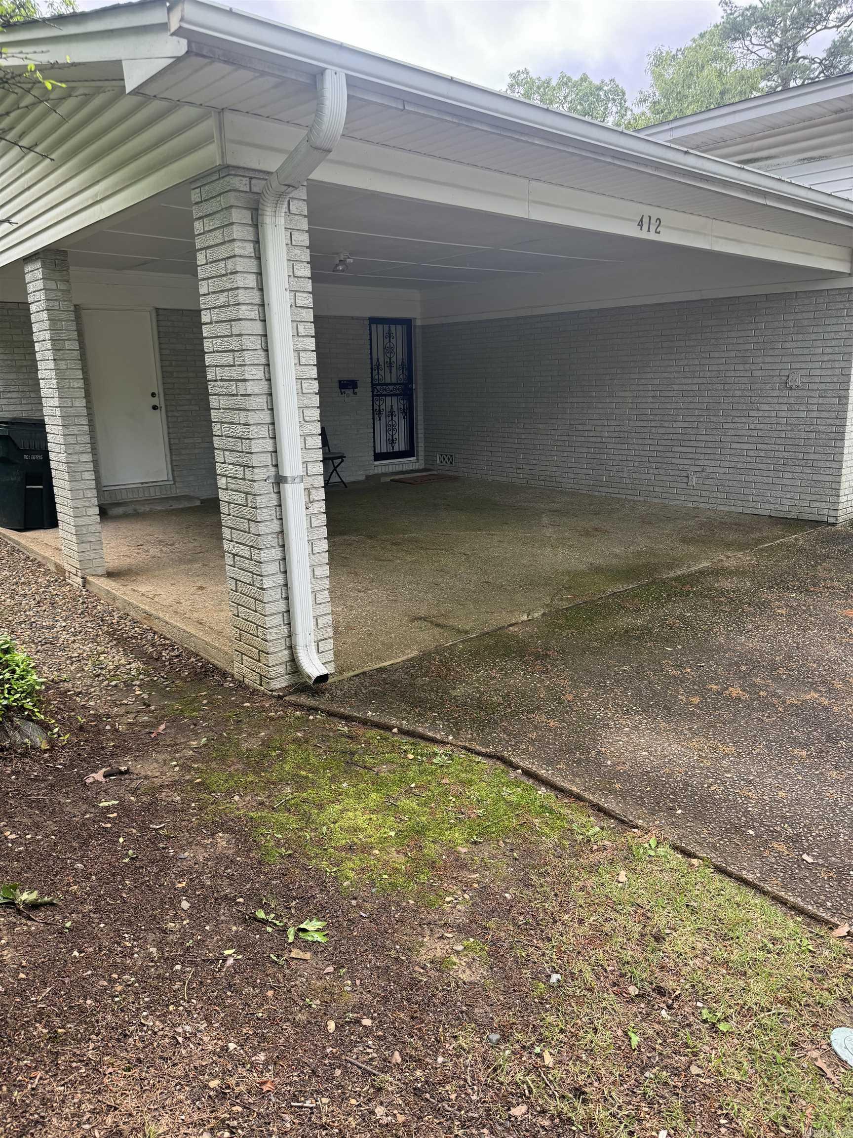 PLAZA HEIGHTS - Residential