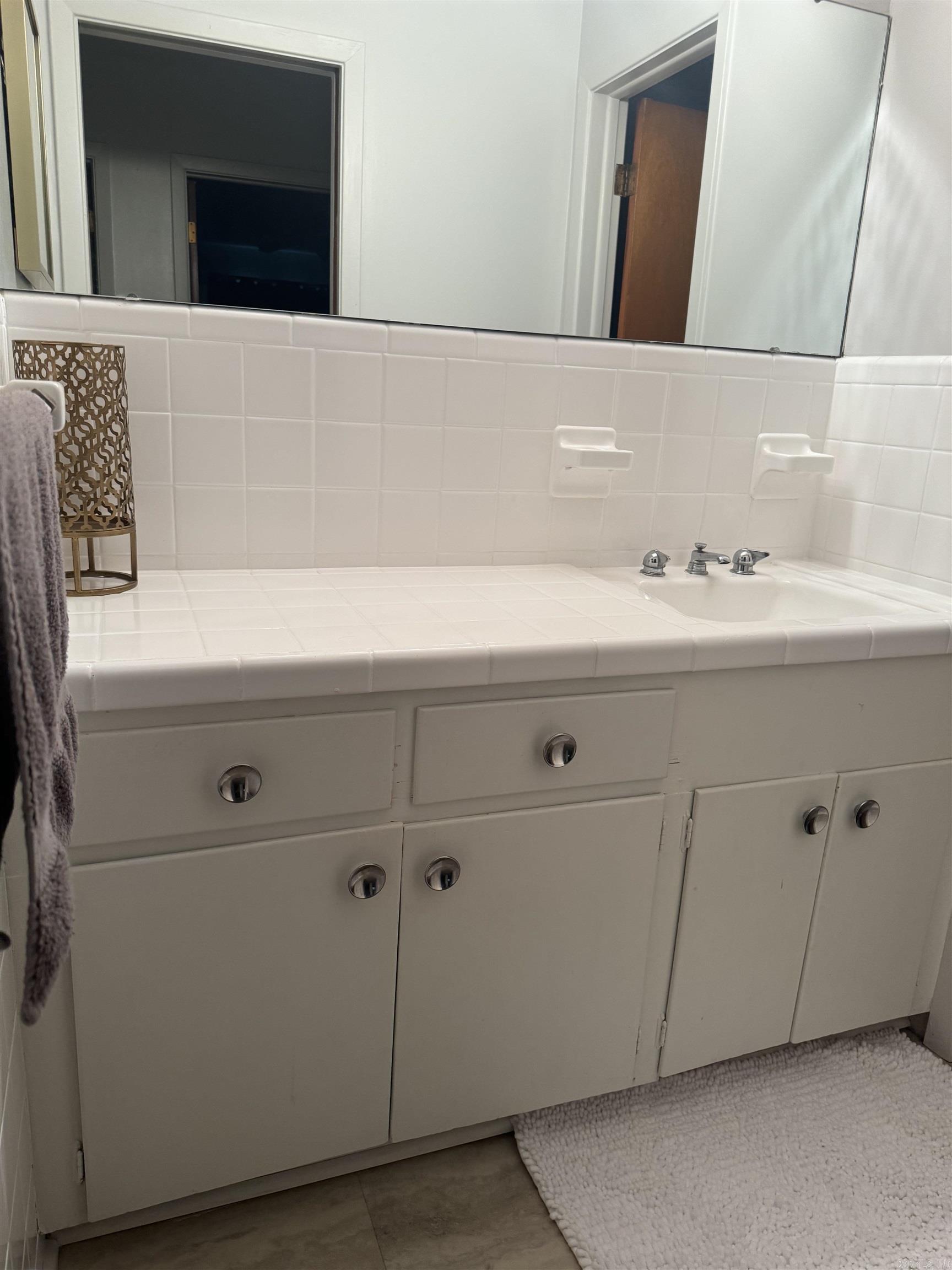 PLAZA HEIGHTS - Residential