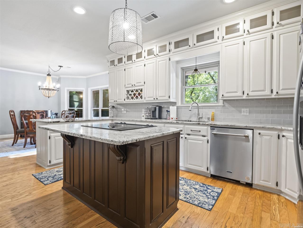 WALNUT VALLEY - Residential