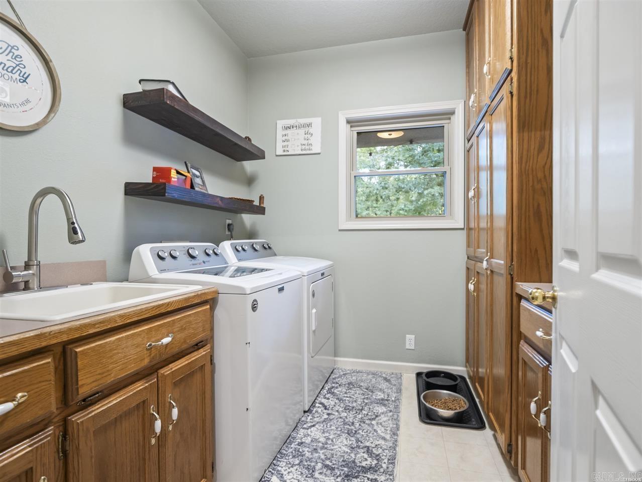 WALNUT VALLEY - Residential