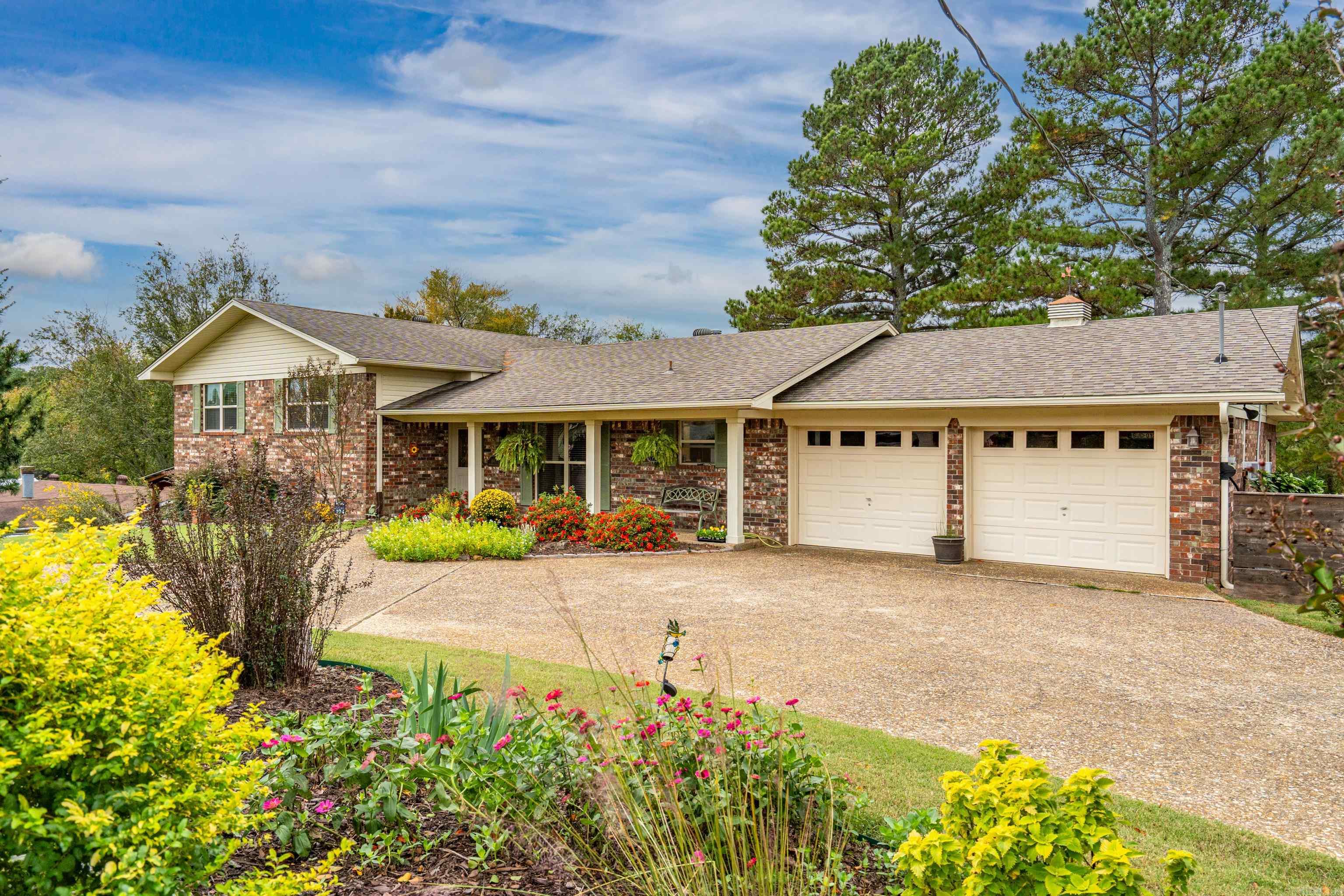 Willowbrook #111 Dev #11 - Residential