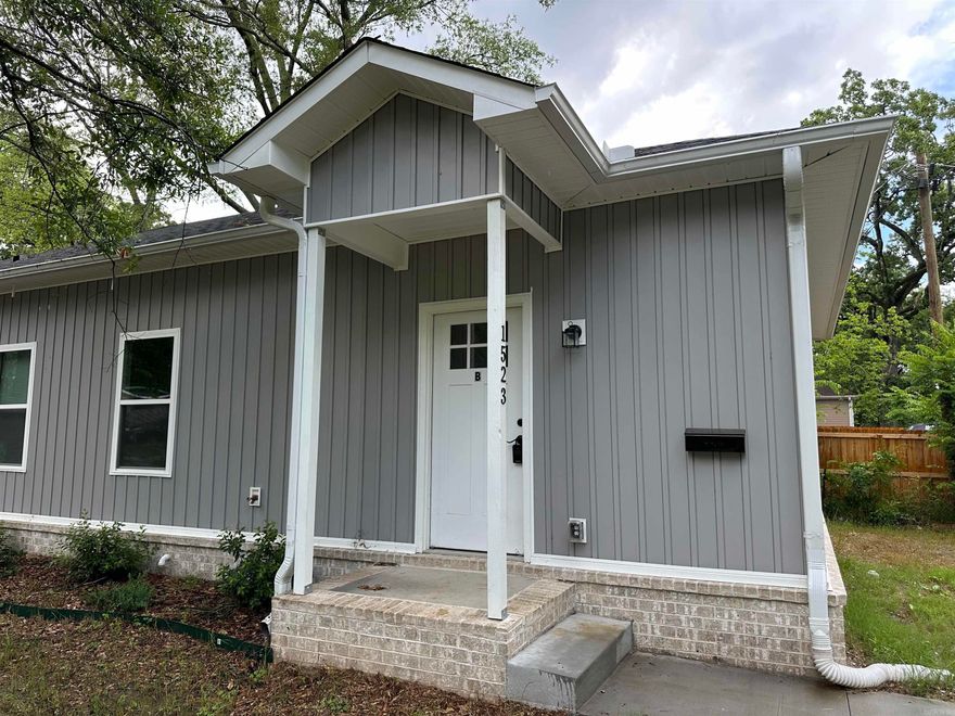 *MOVE IN SPECIAL - FIRST MONTH FREE!* Discover easy living in this brand new 2-bedroom, 1-bath duplex featuring a bright open-concept layout, a functional U-shaped kitchen with ample space on new granite counter tops and cabinets, and stylish wood-look vinyl flooring throughout. Enjoy added convenience with a dedicated laundry room and a private side driveway for off-street parking. With a fresh, neutral color palette and a cozy, modern design, this single-story home is move-in ready and waiting for your personal touch. Come be the first to enjoy this beautiful duplex!